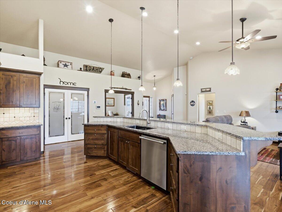 15468 N Pristine CIR