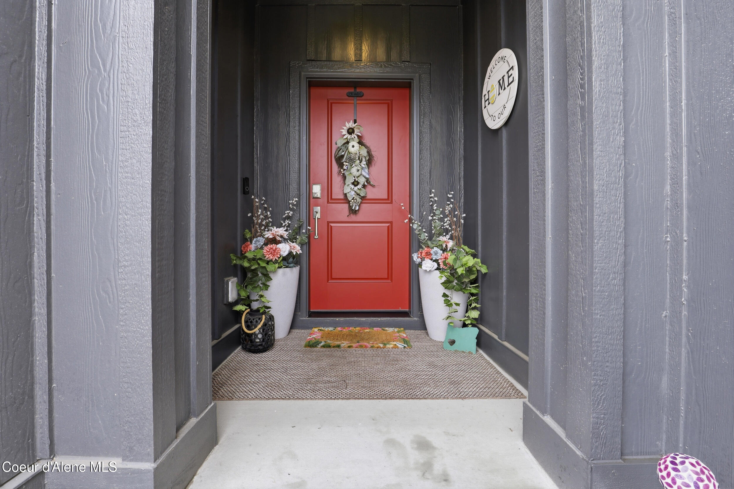 248 E Sandmyrtle AVE