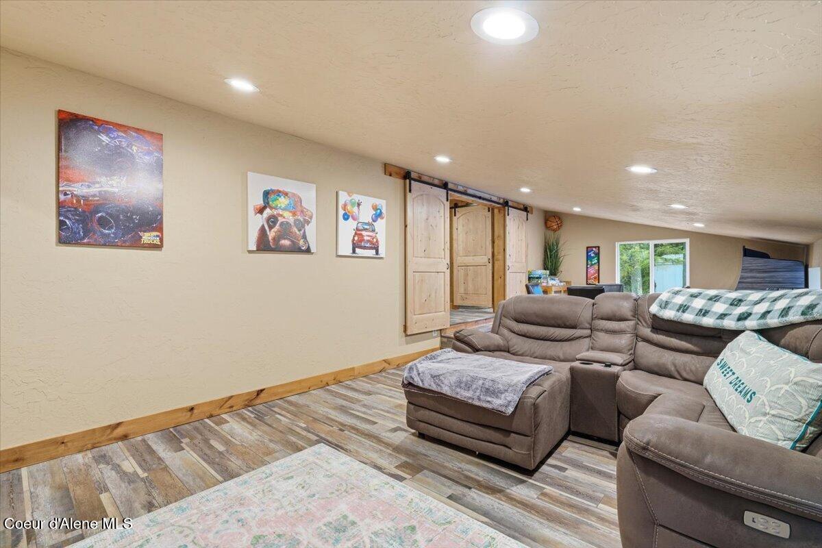 17045 W Cade RD