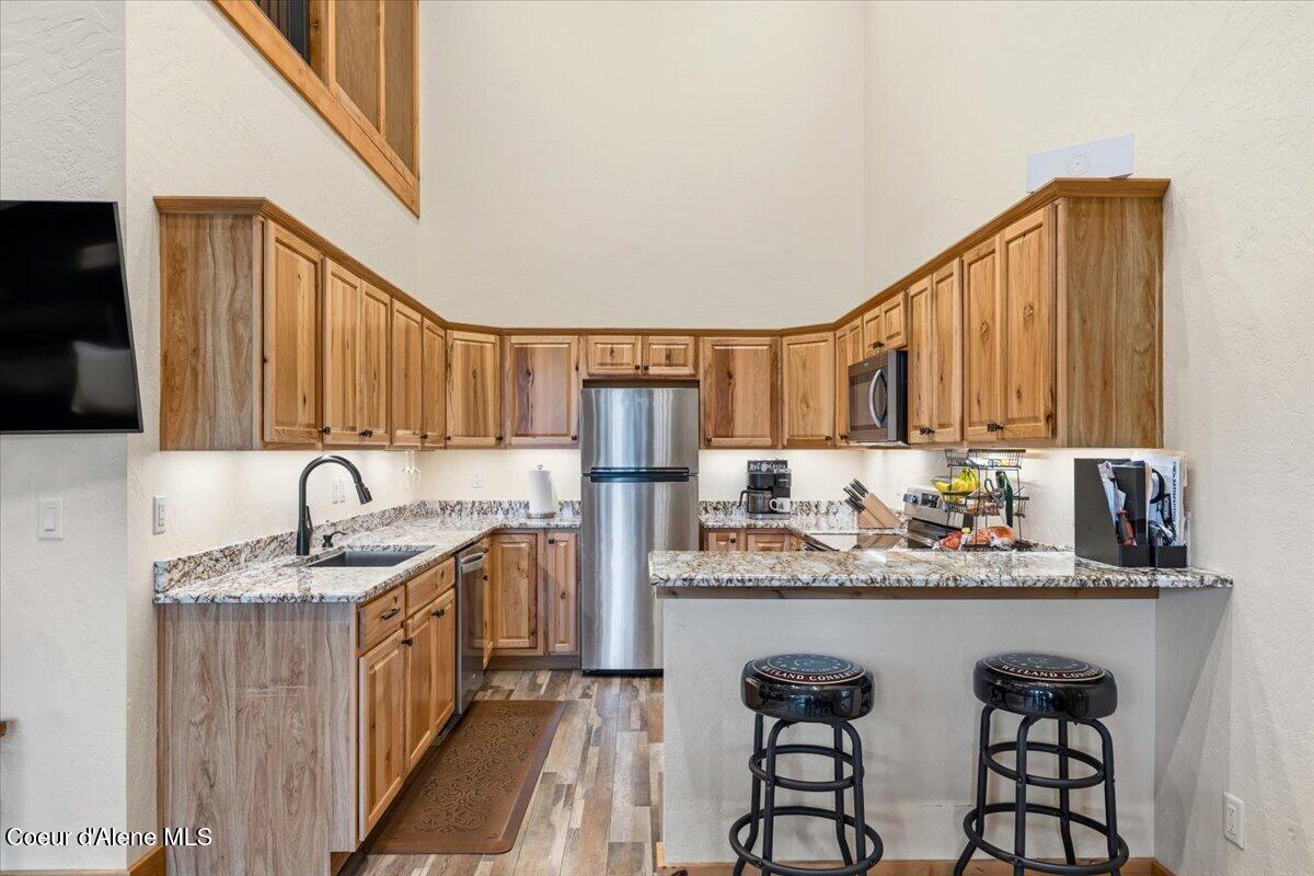 17045 W Cade RD