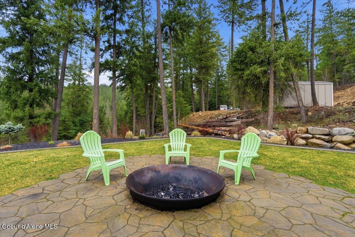 17045 W Cade RD