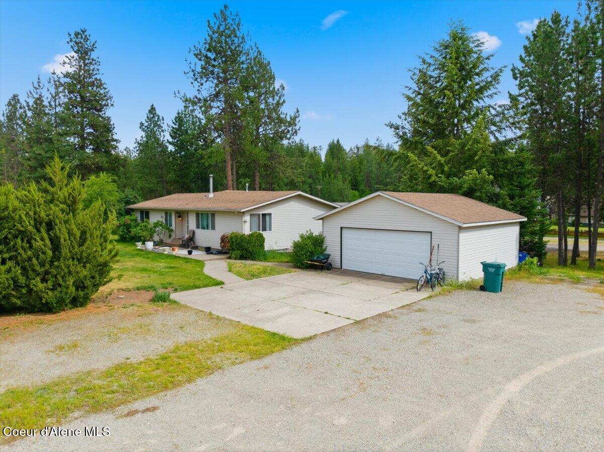 1900 N Meyer RD