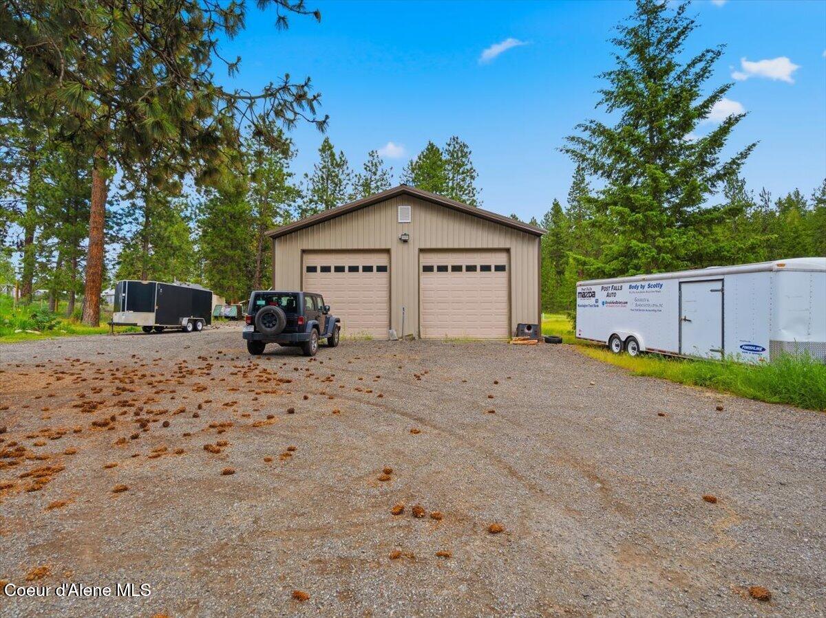 1900 N Meyer RD