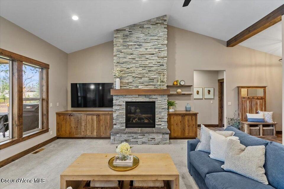 11633 N Spiraea LN