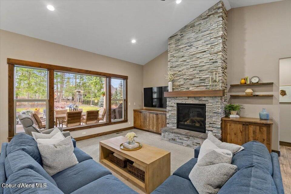 11633 N Spiraea LN