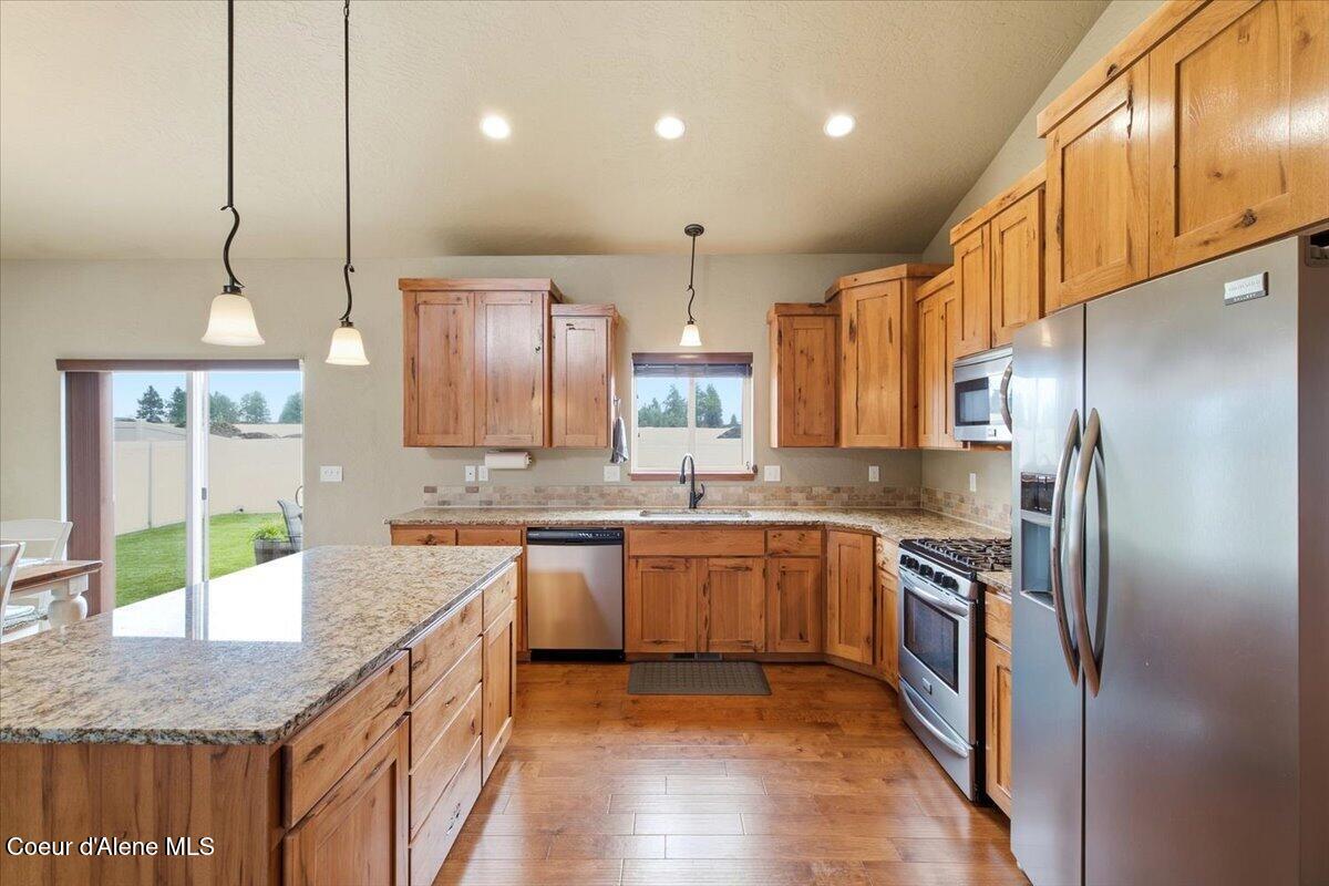 14136 N Pristine CIR