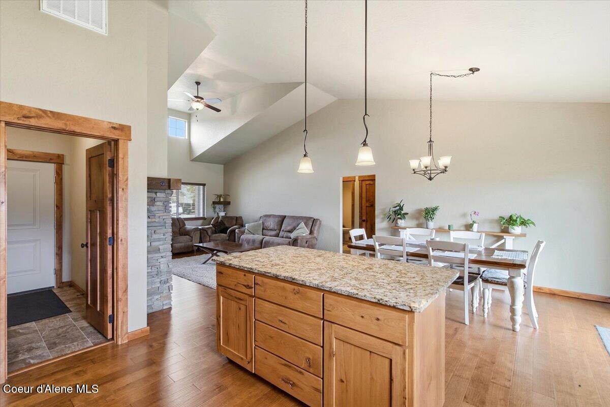 14136 N Pristine CIR
