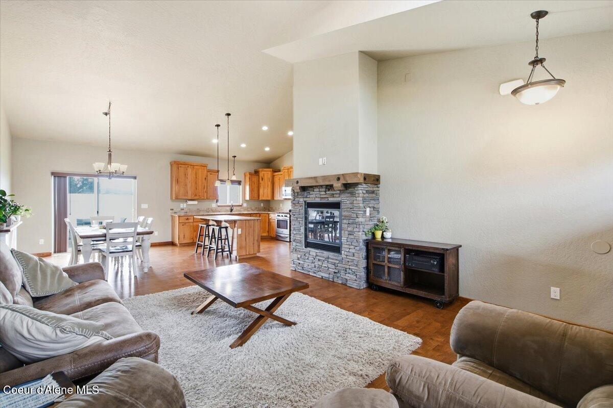 14136 N Pristine CIR