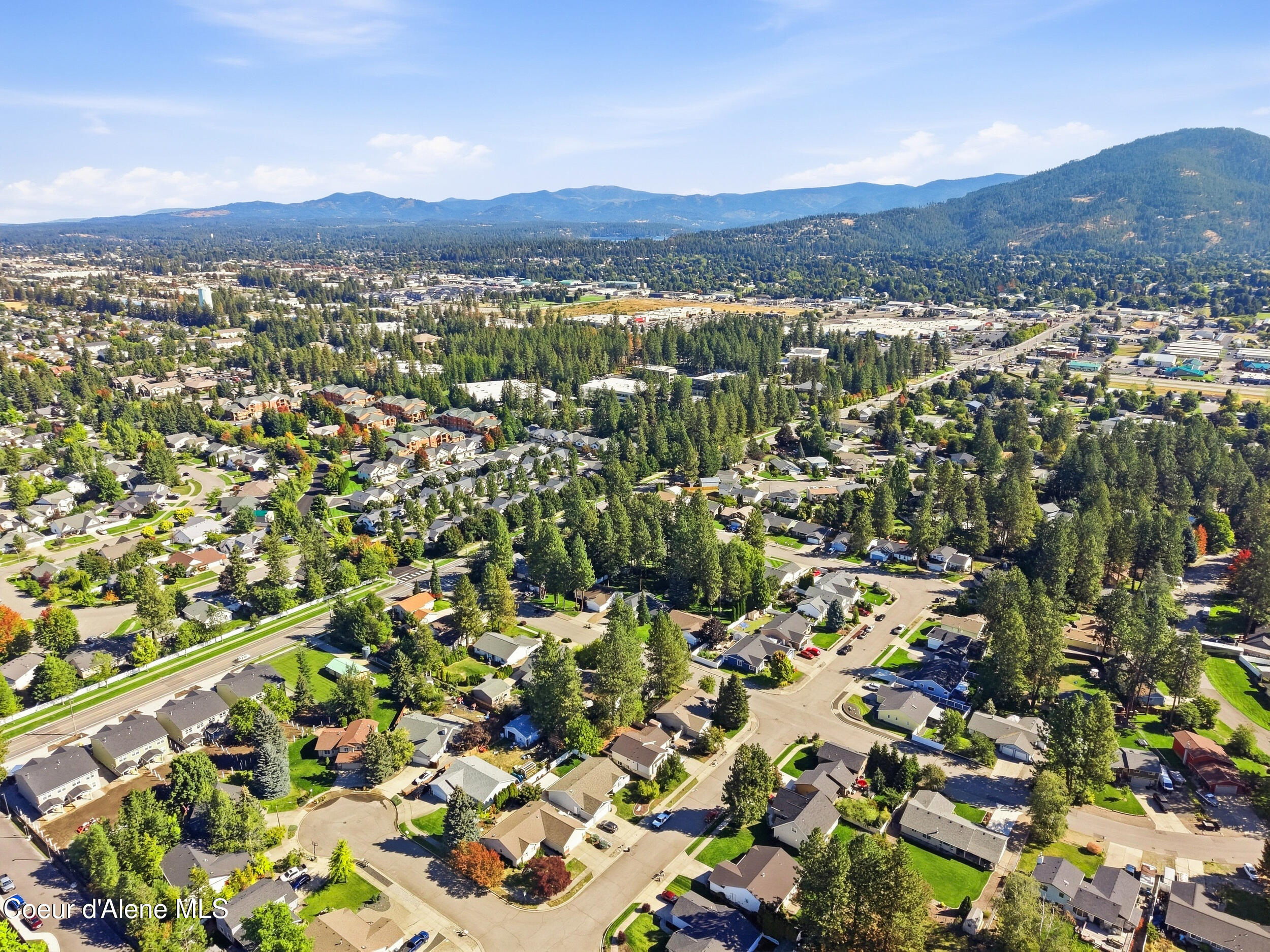 6309 N Pinegrove DR, Coeur d'Alene