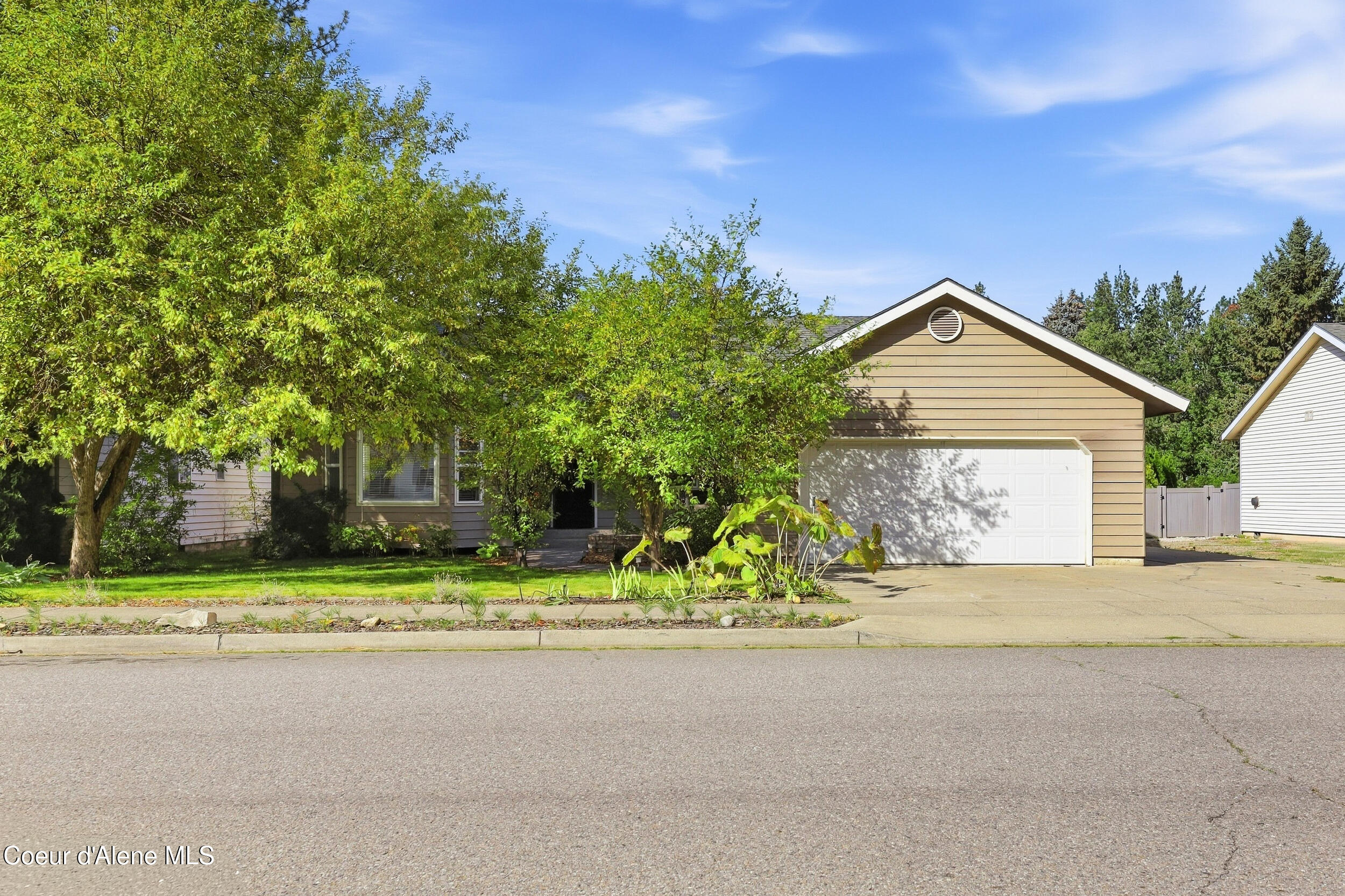 6309 N Pinegrove DR, Coeur d'Alene