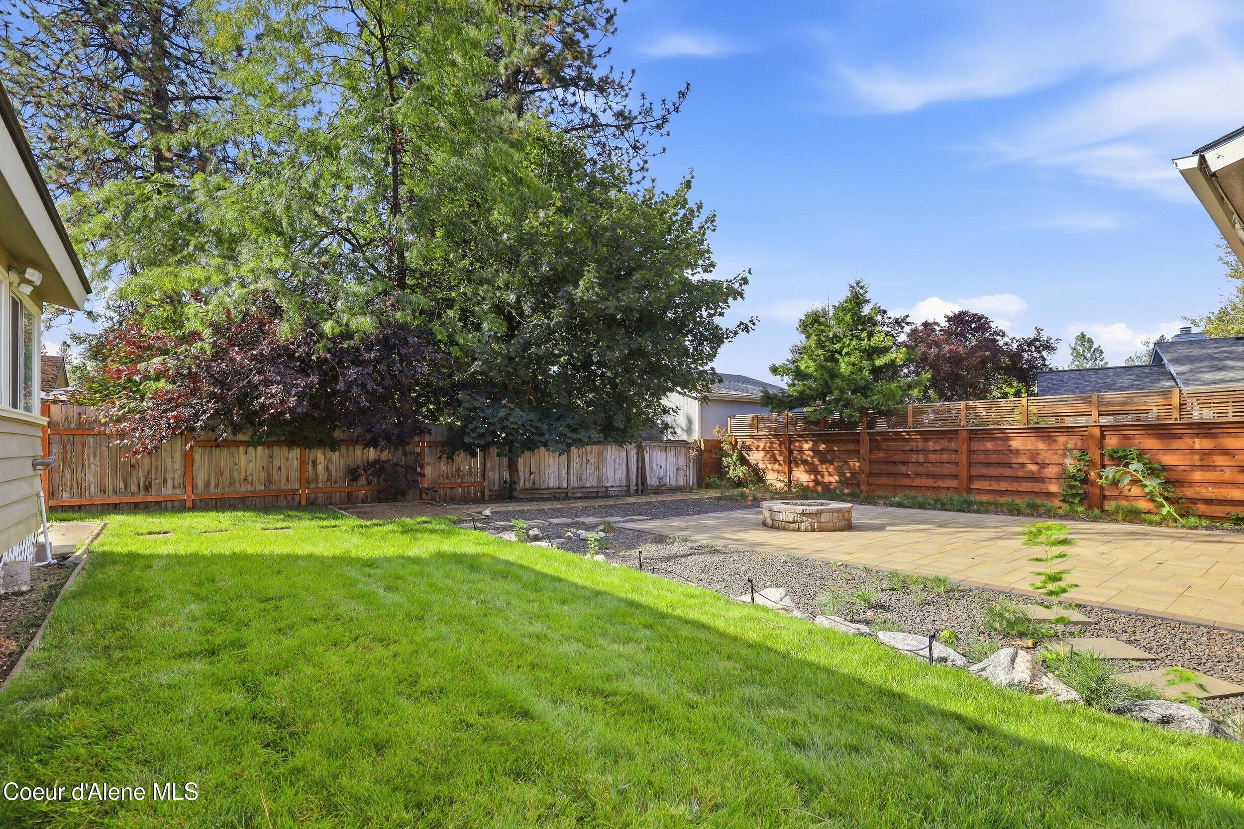 6309 N Pinegrove DR, Coeur d'Alene