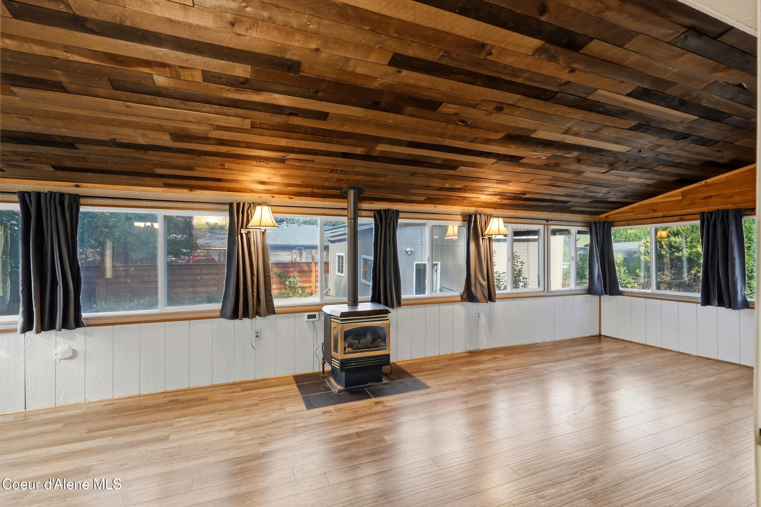 6309 N Pinegrove DR, Coeur d'Alene