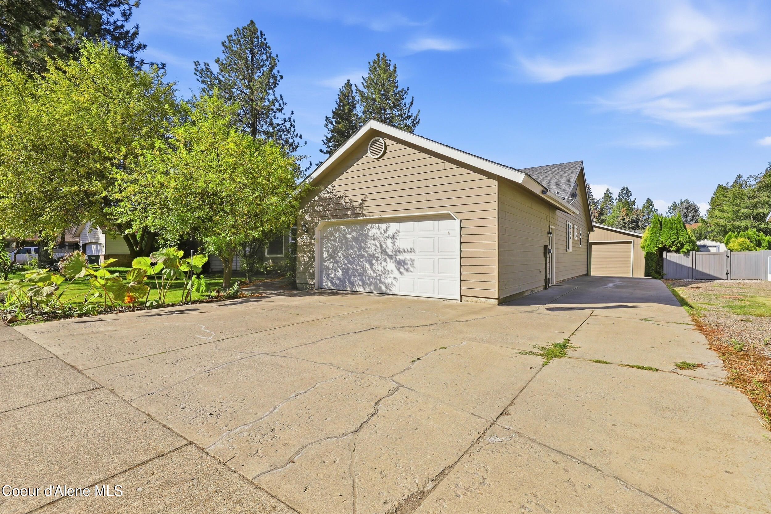 6309 N Pinegrove DR, Coeur d'Alene