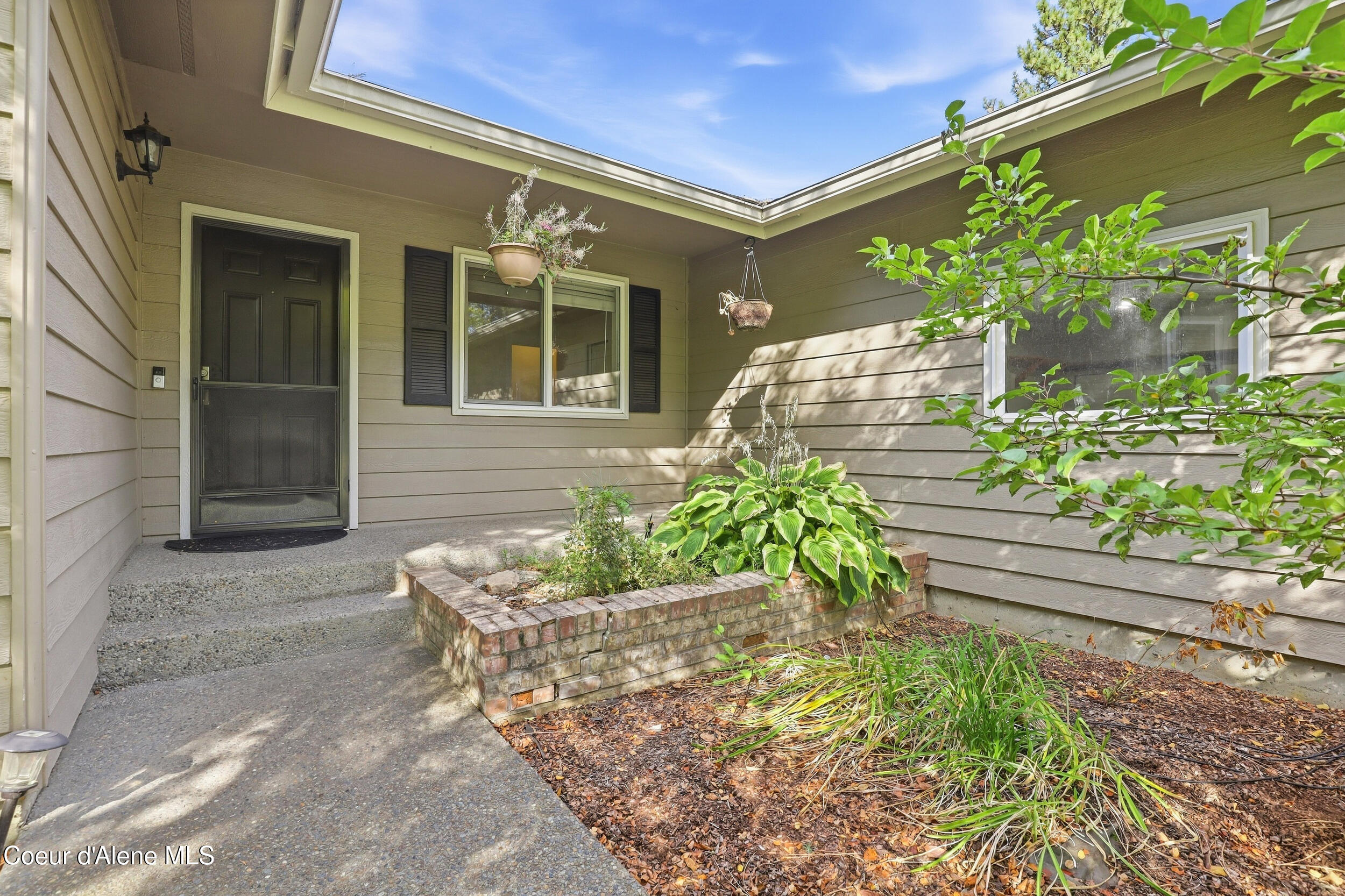 6309 N Pinegrove DR, Coeur d'Alene