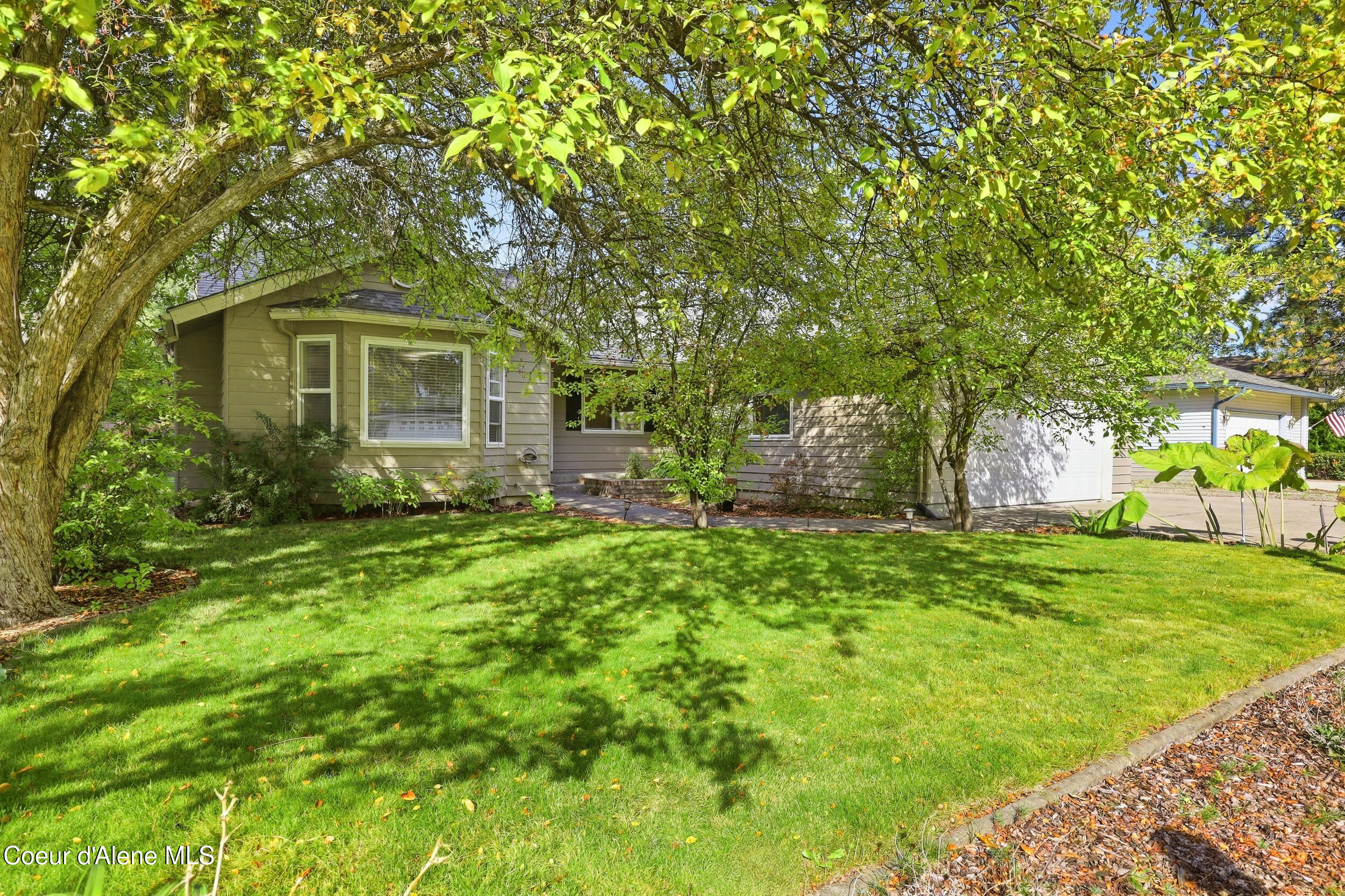 6309 N Pinegrove DR, Coeur d'Alene