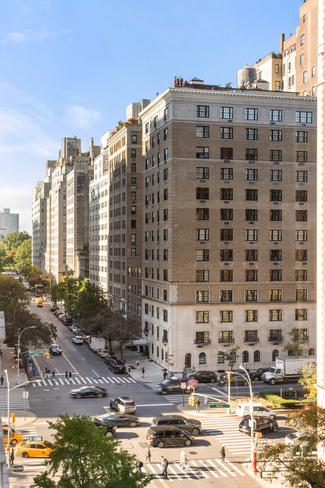114 E 72ND Street 8/9B