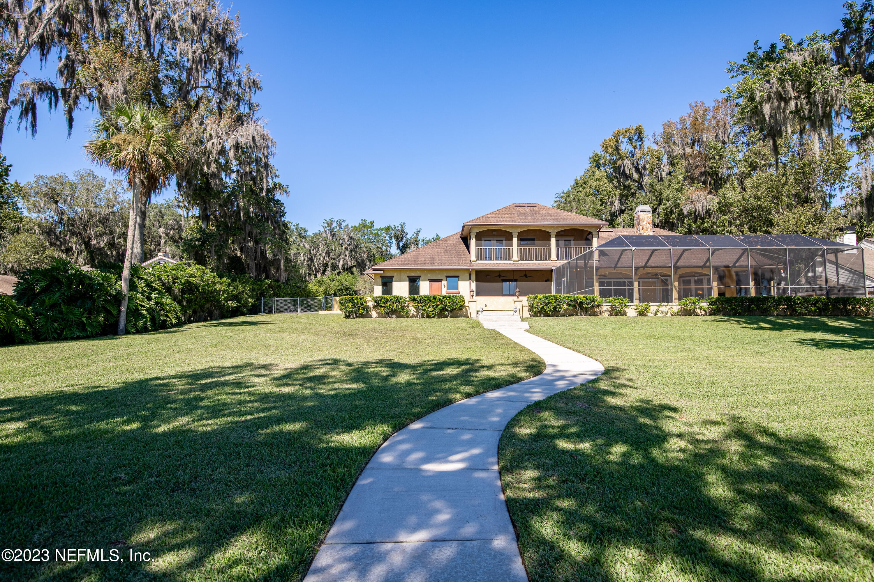 1090 DOCTORS LAKE INLET COVE