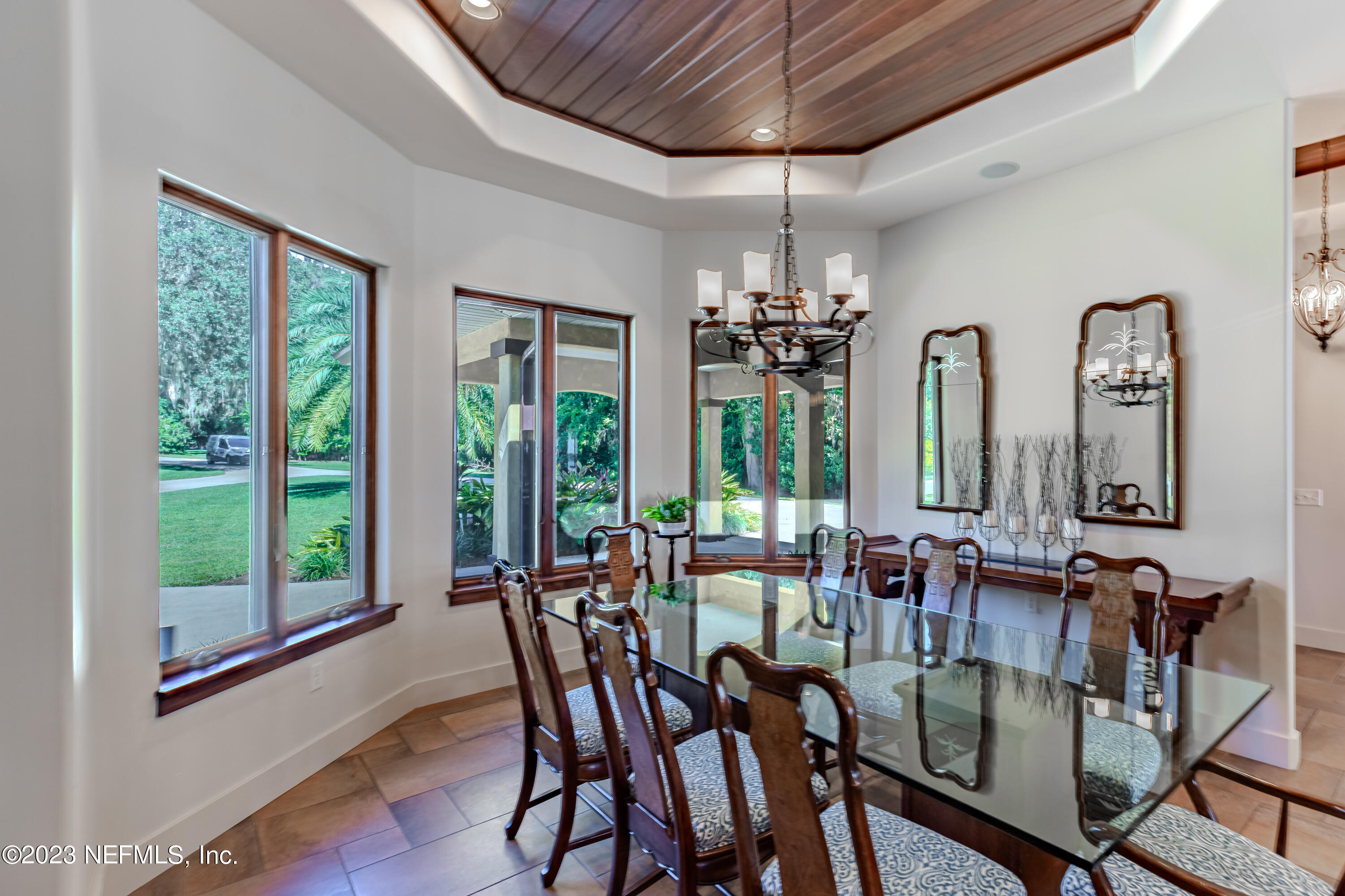 1090 DOCTORS LAKE INLET COVE