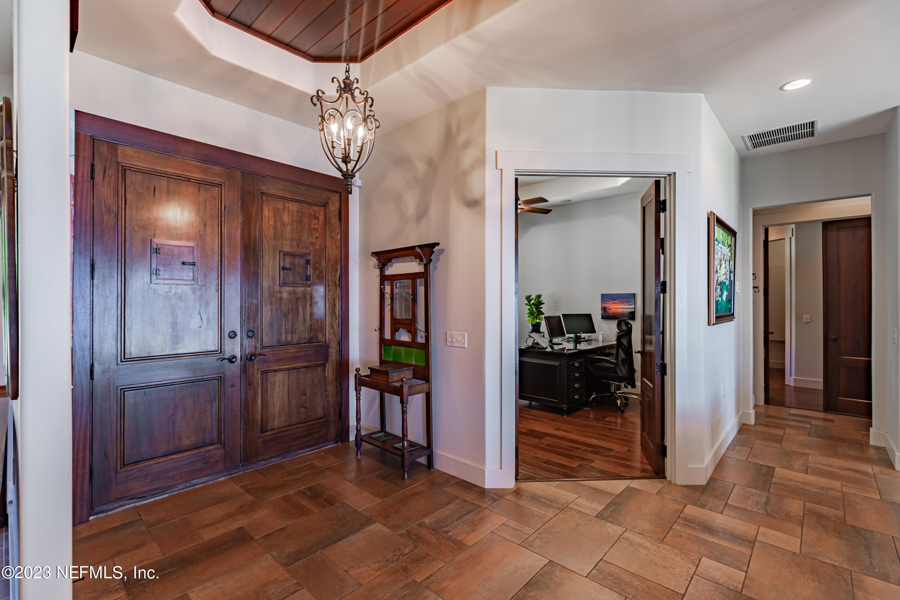 1090 DOCTORS LAKE INLET COVE