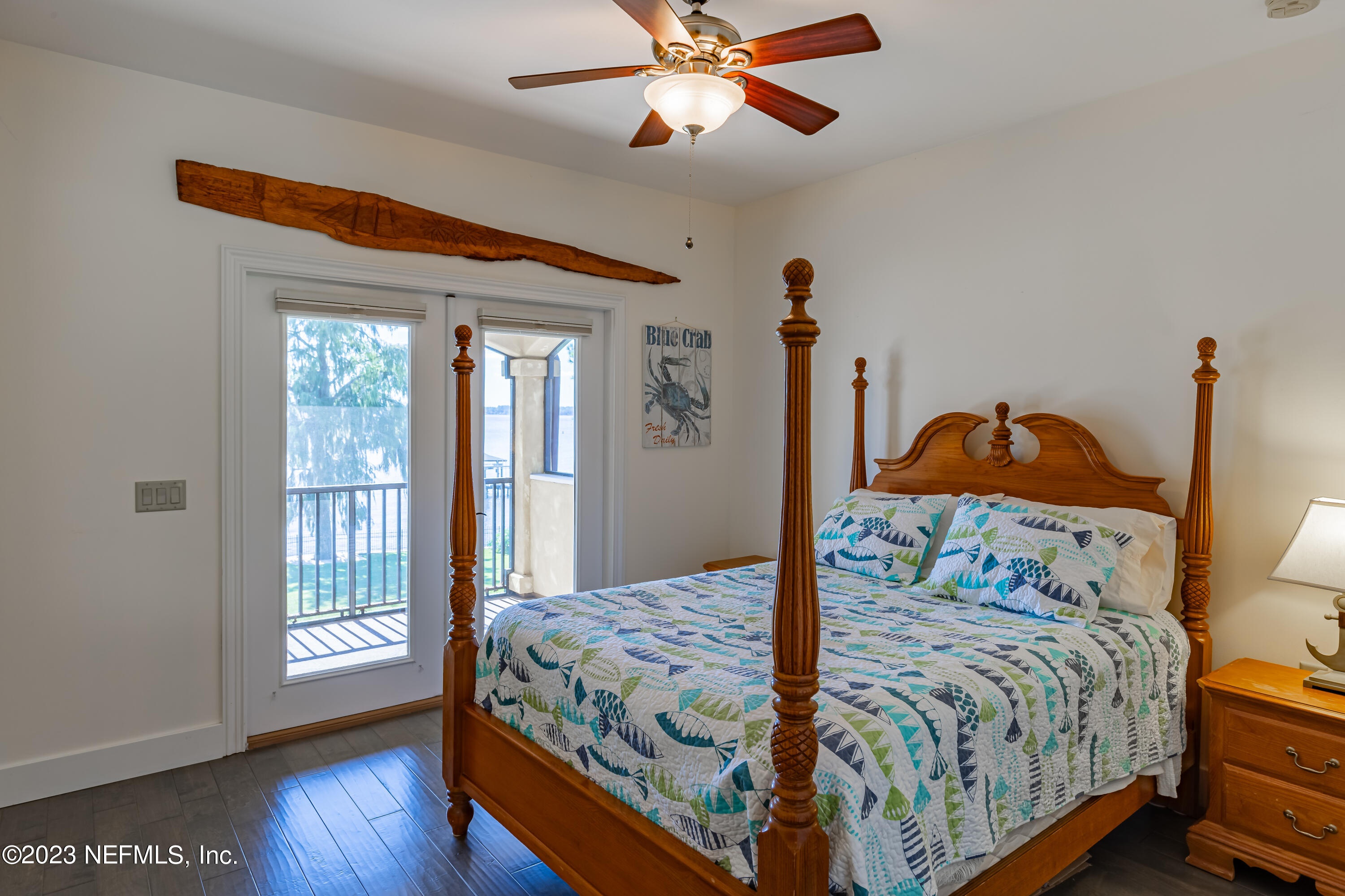 1090 DOCTORS LAKE INLET COVE
