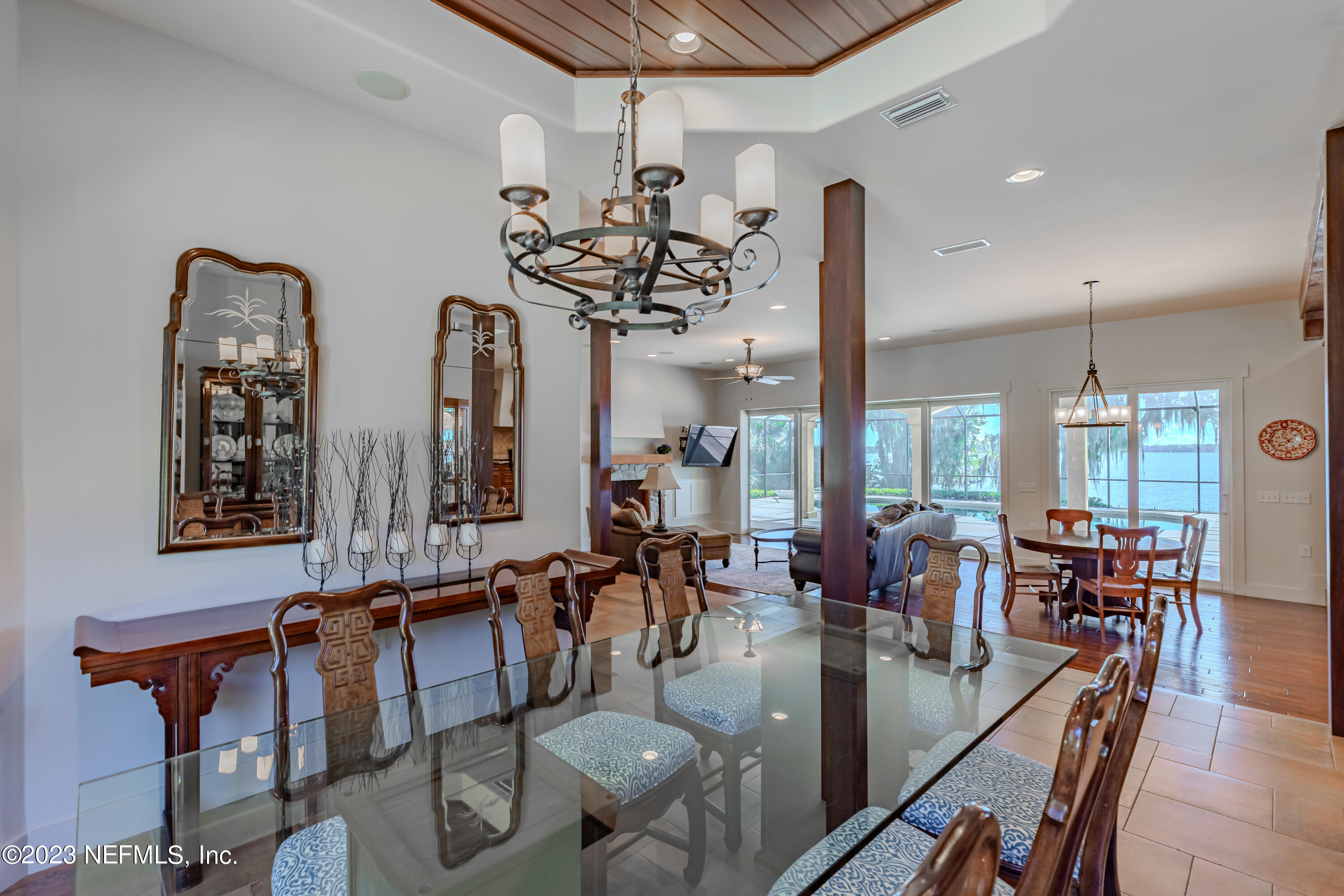1090 DOCTORS LAKE INLET COVE