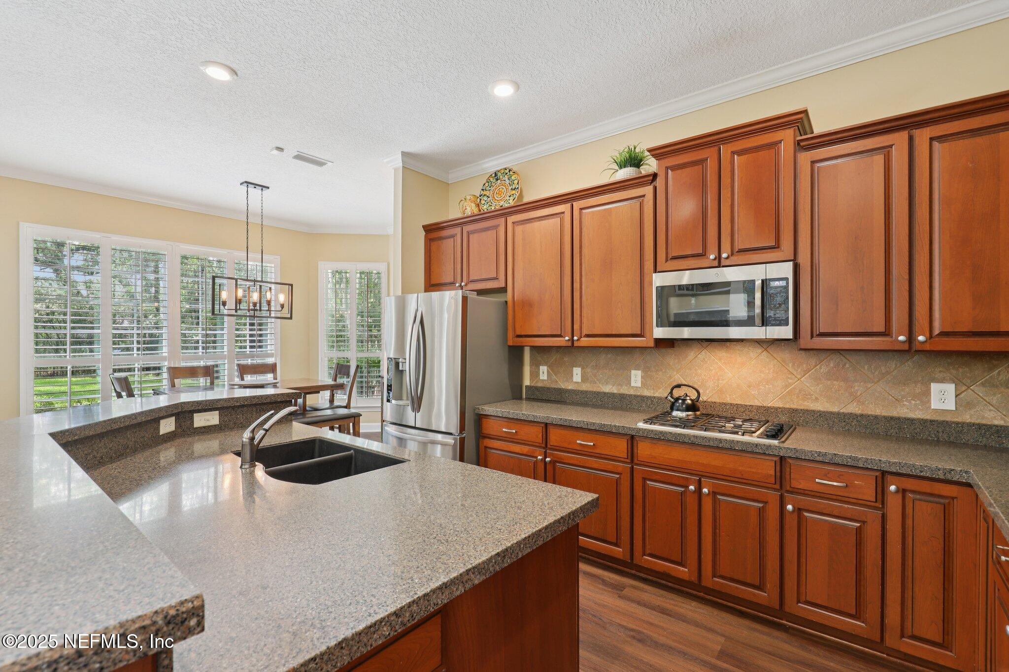 1576 SANDY SPRINGS Drive