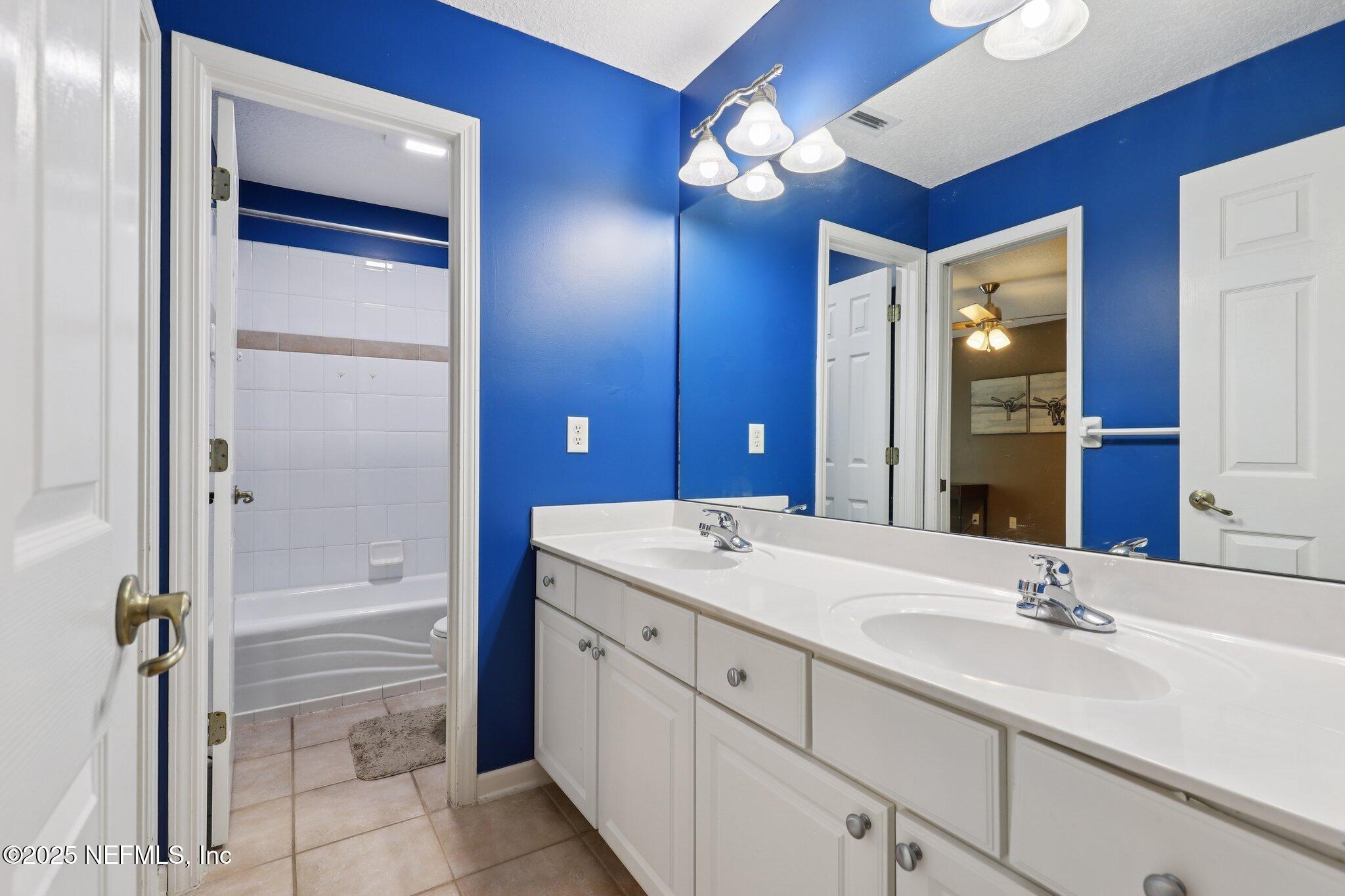 1576 SANDY SPRINGS Drive