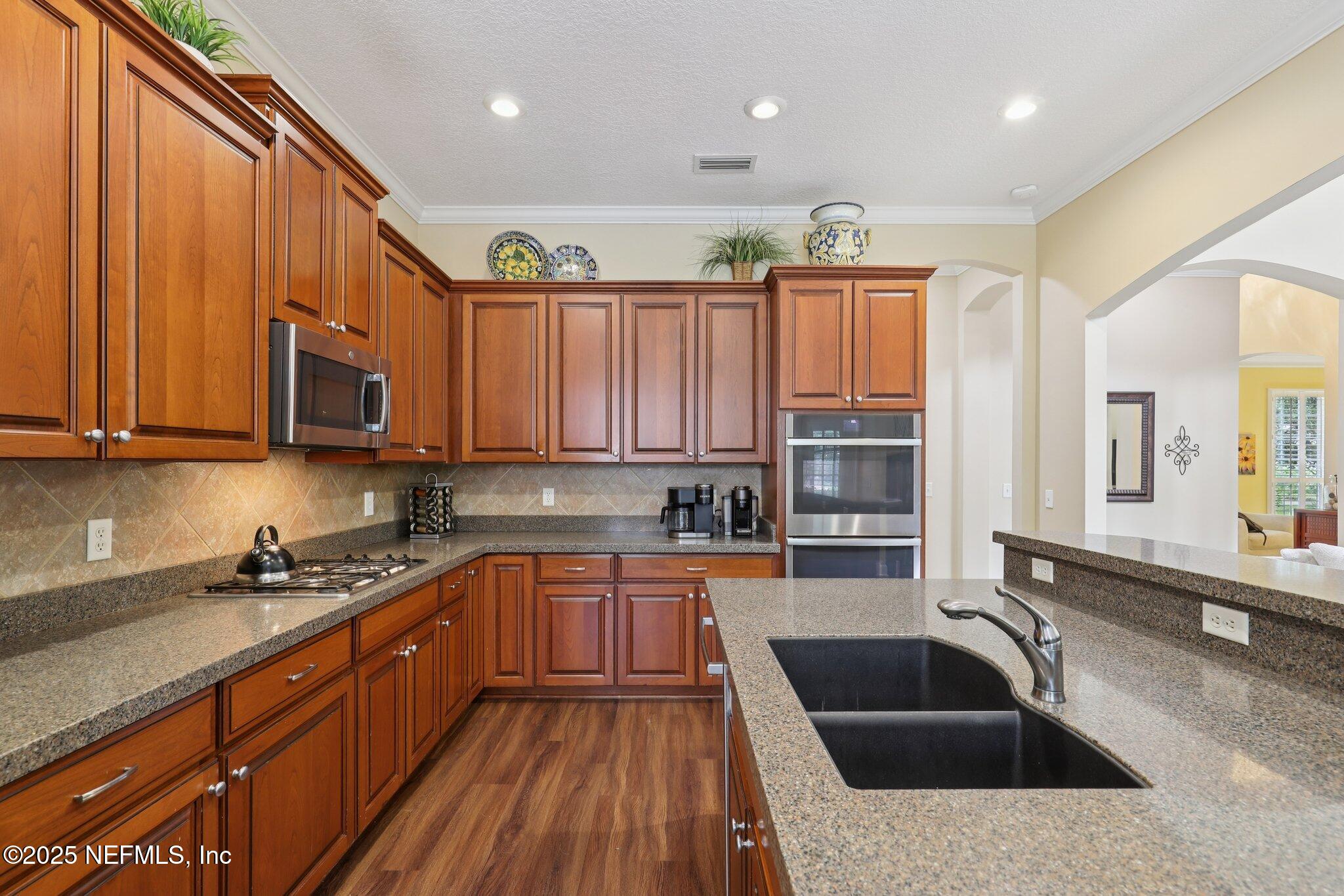 1576 SANDY SPRINGS Drive