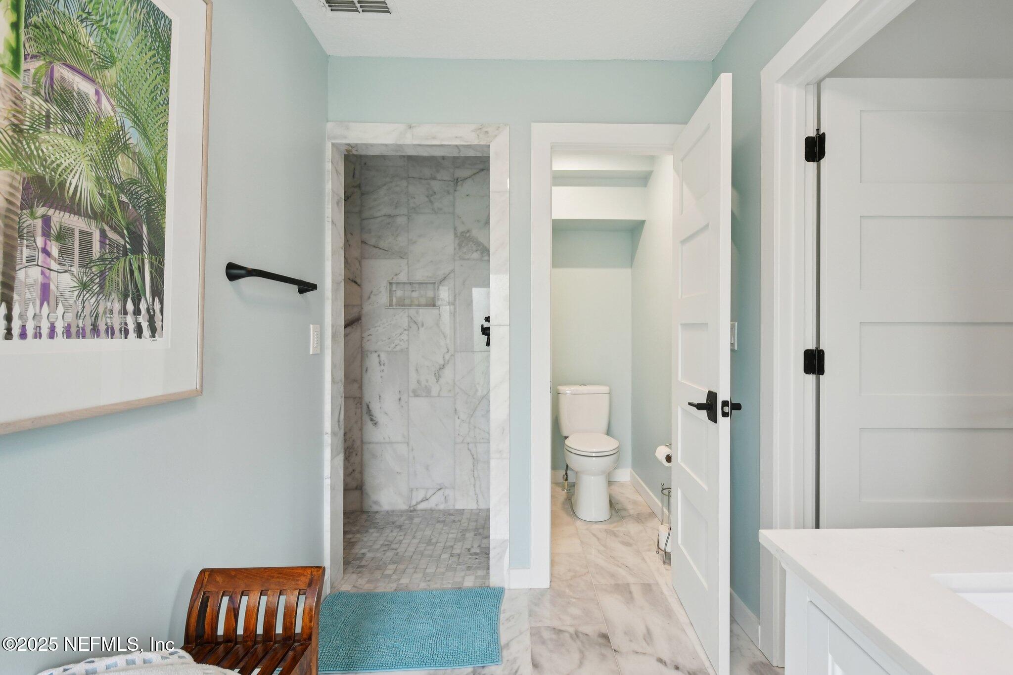 205 S ROSCOE Boulevard