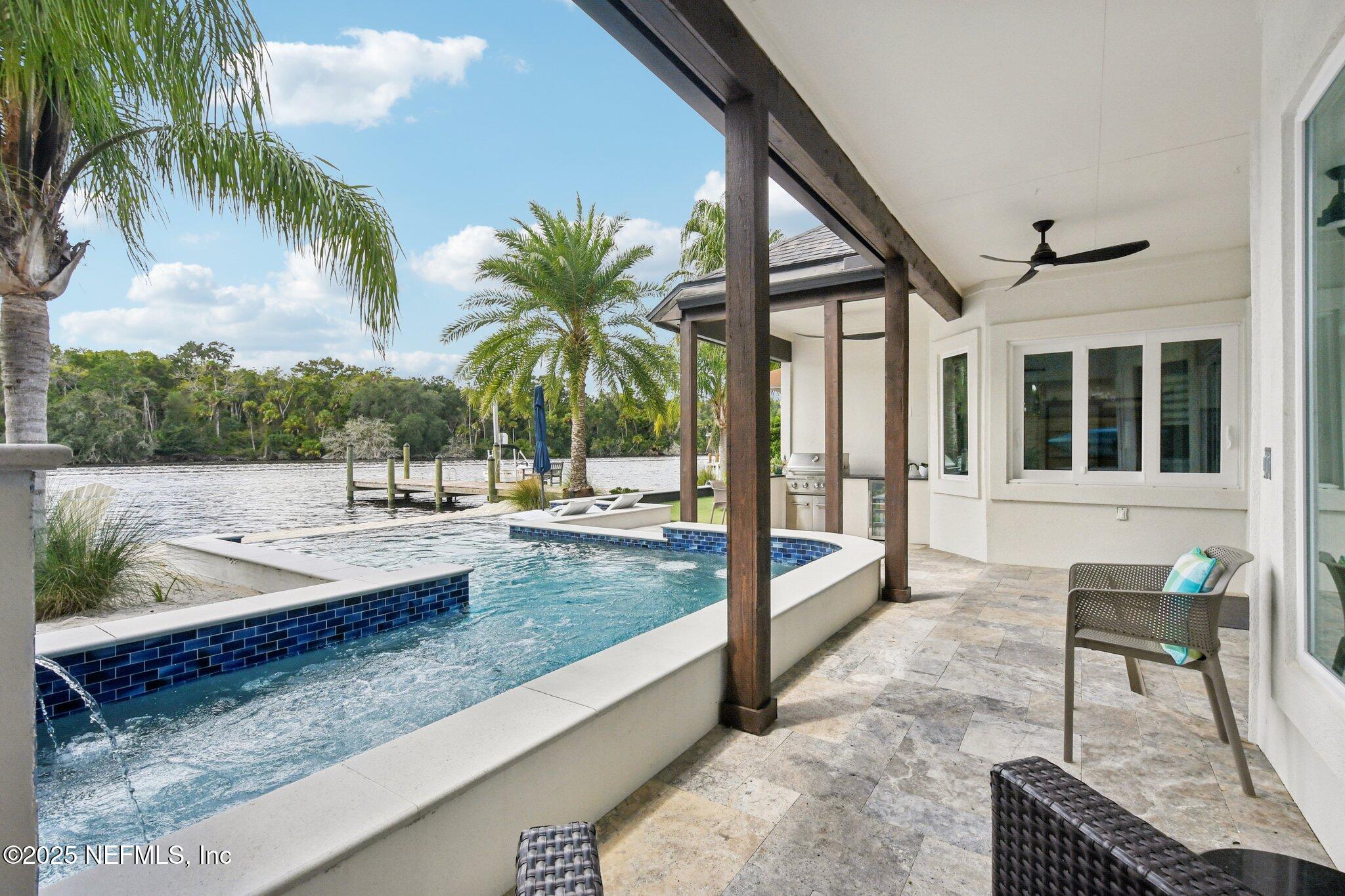 205 S ROSCOE Boulevard