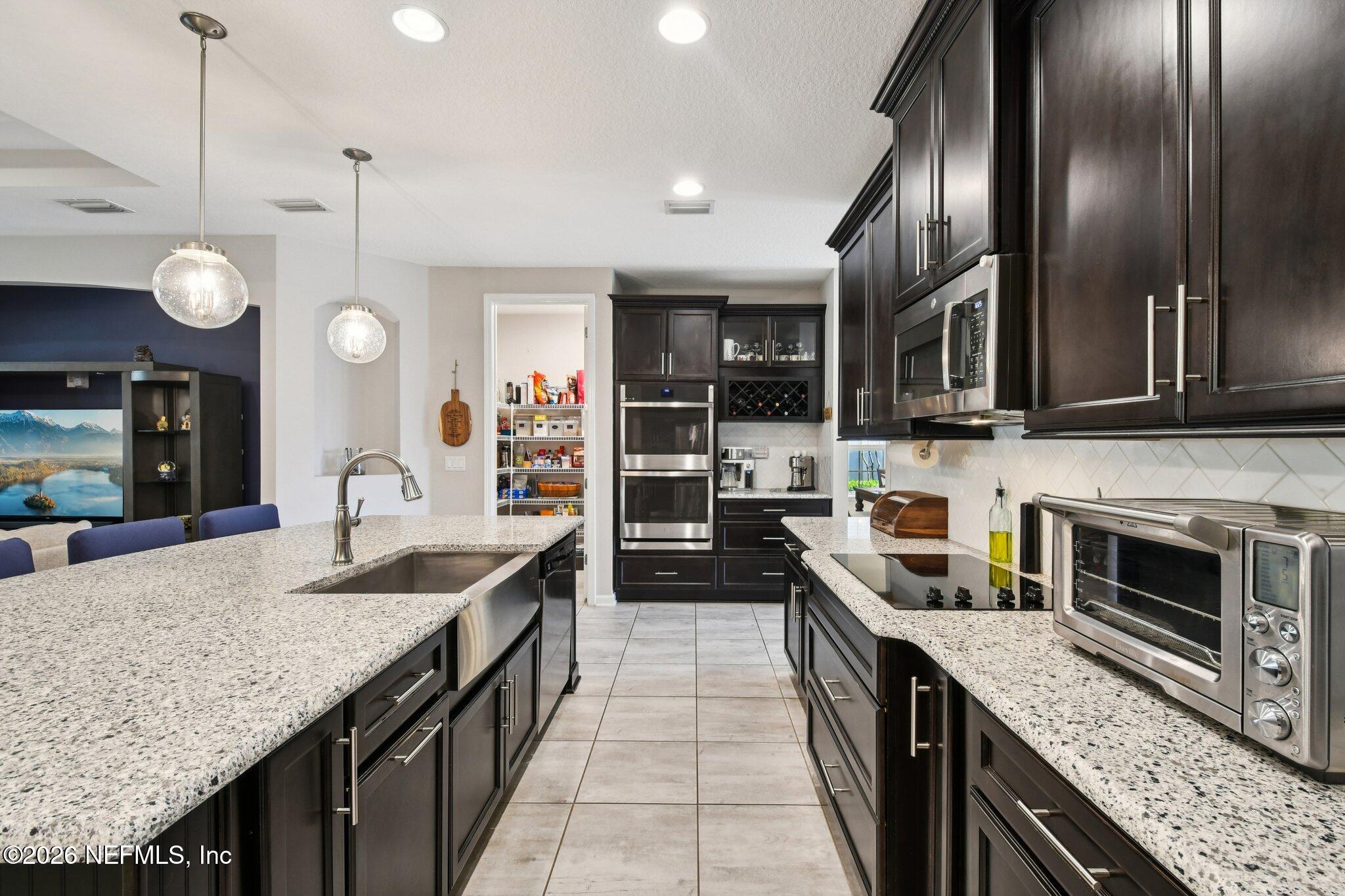 2169 ARDEN FOREST Place