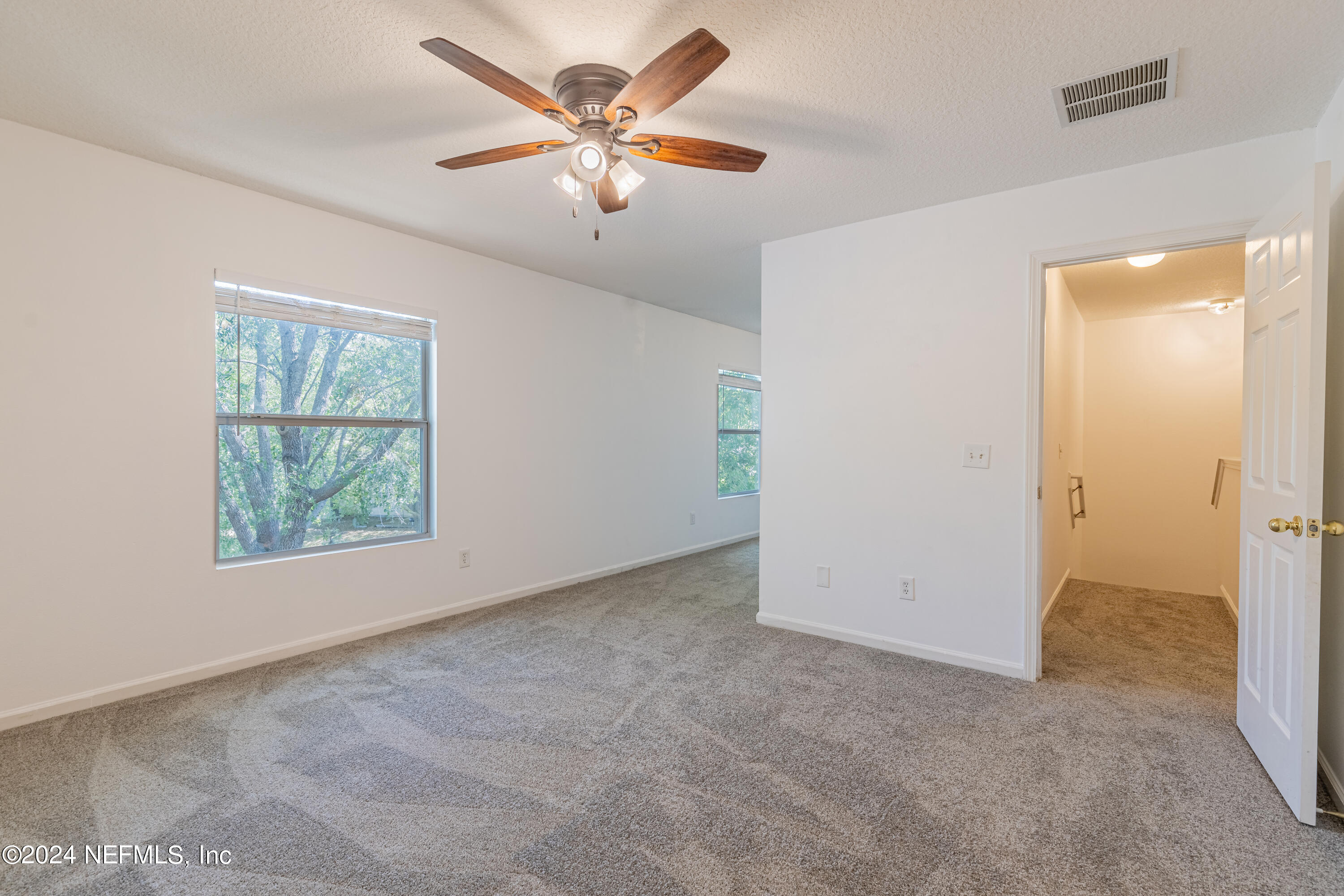 1630 VINELAND Circle B
