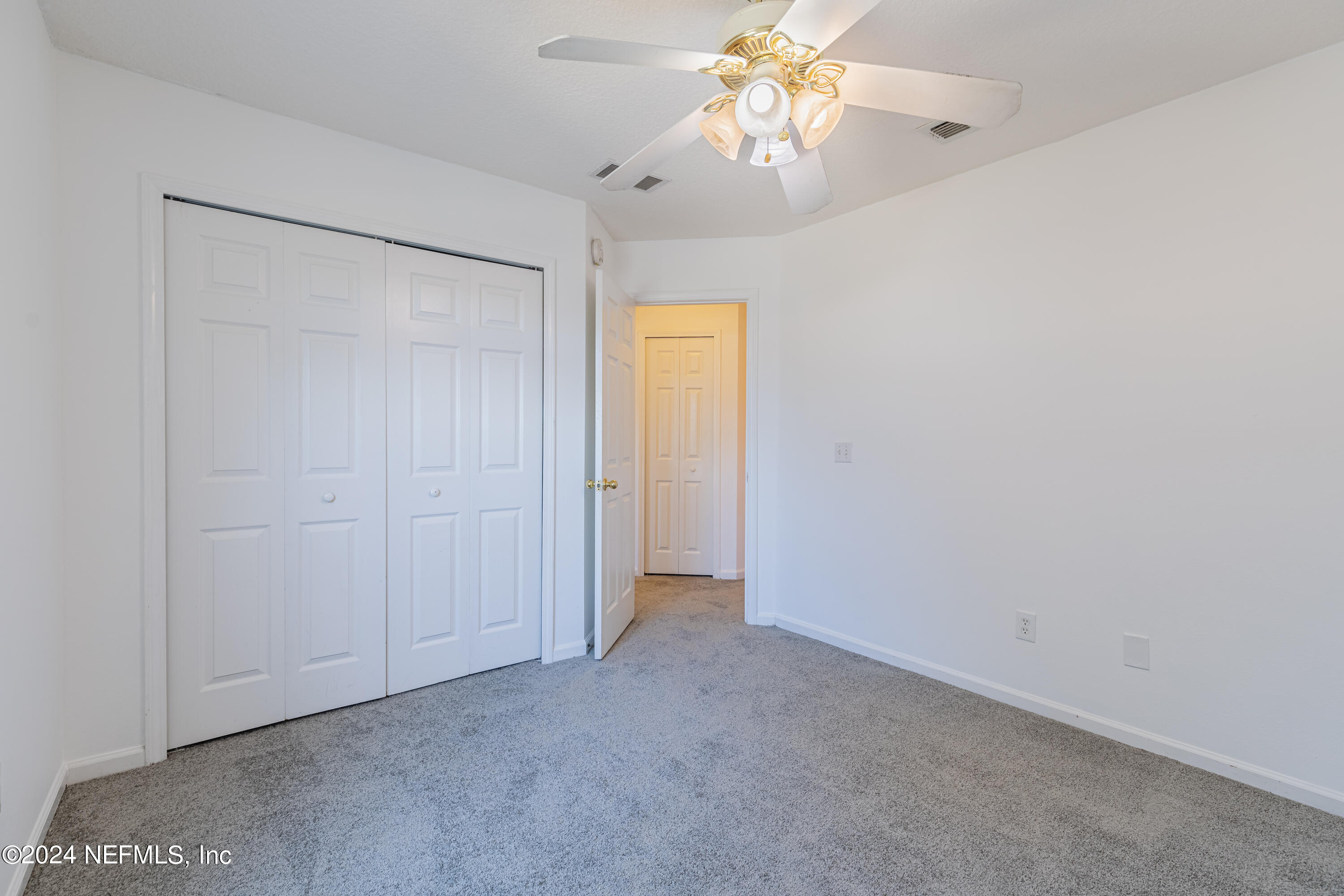 1630 VINELAND Circle B