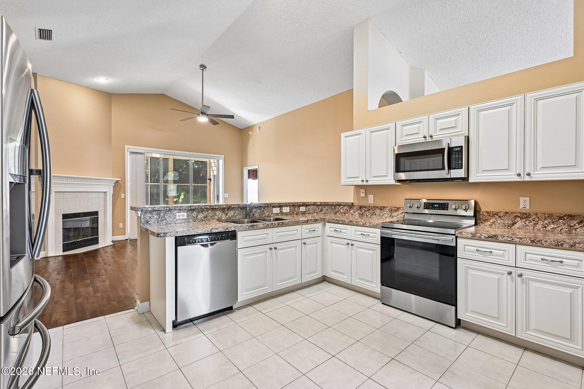 1667 BLACKHAWK Court