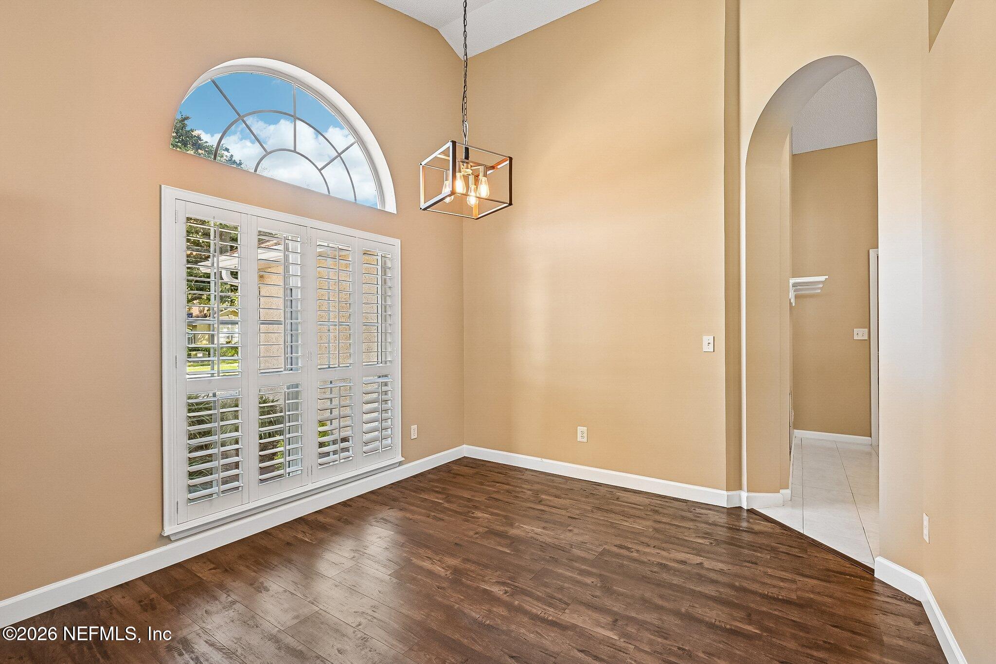 1667 BLACKHAWK Court