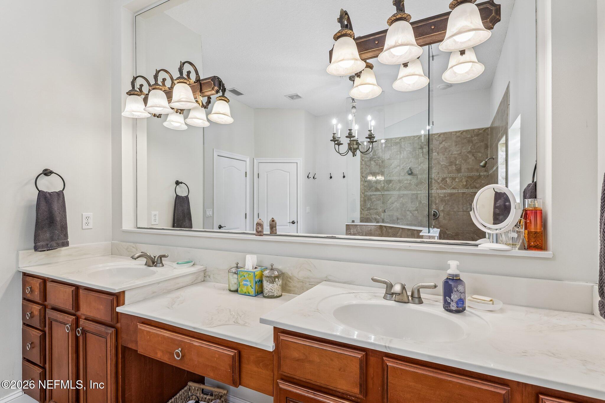 2708 SHADE TREE Drive