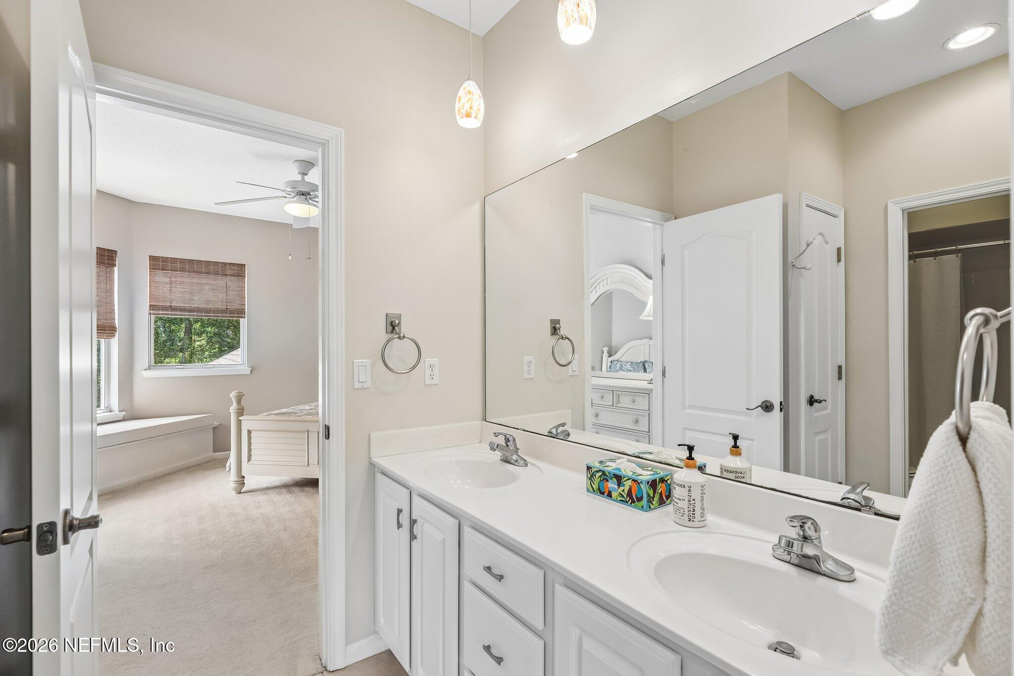 2708 SHADE TREE Drive