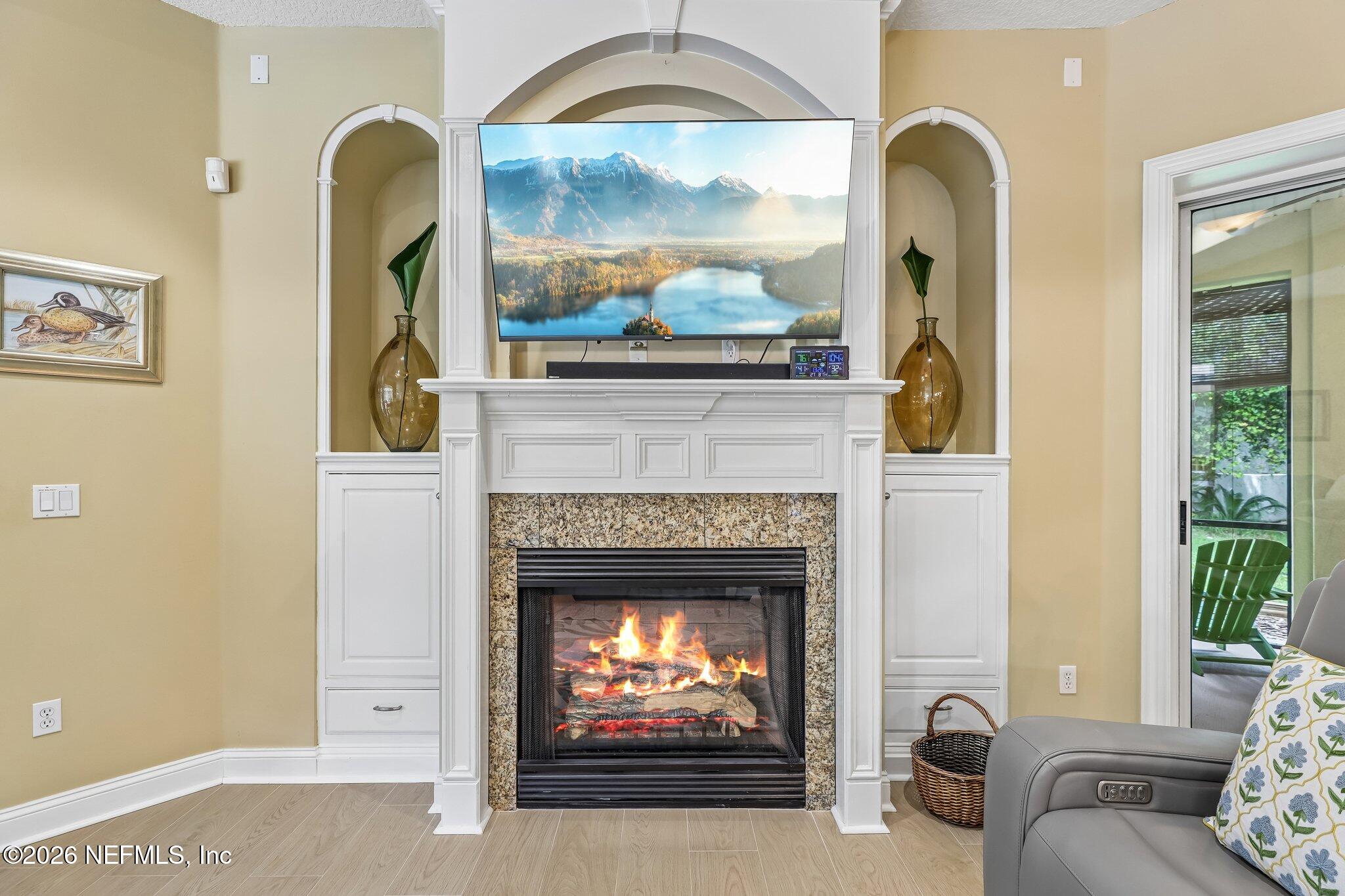 2708 SHADE TREE Drive