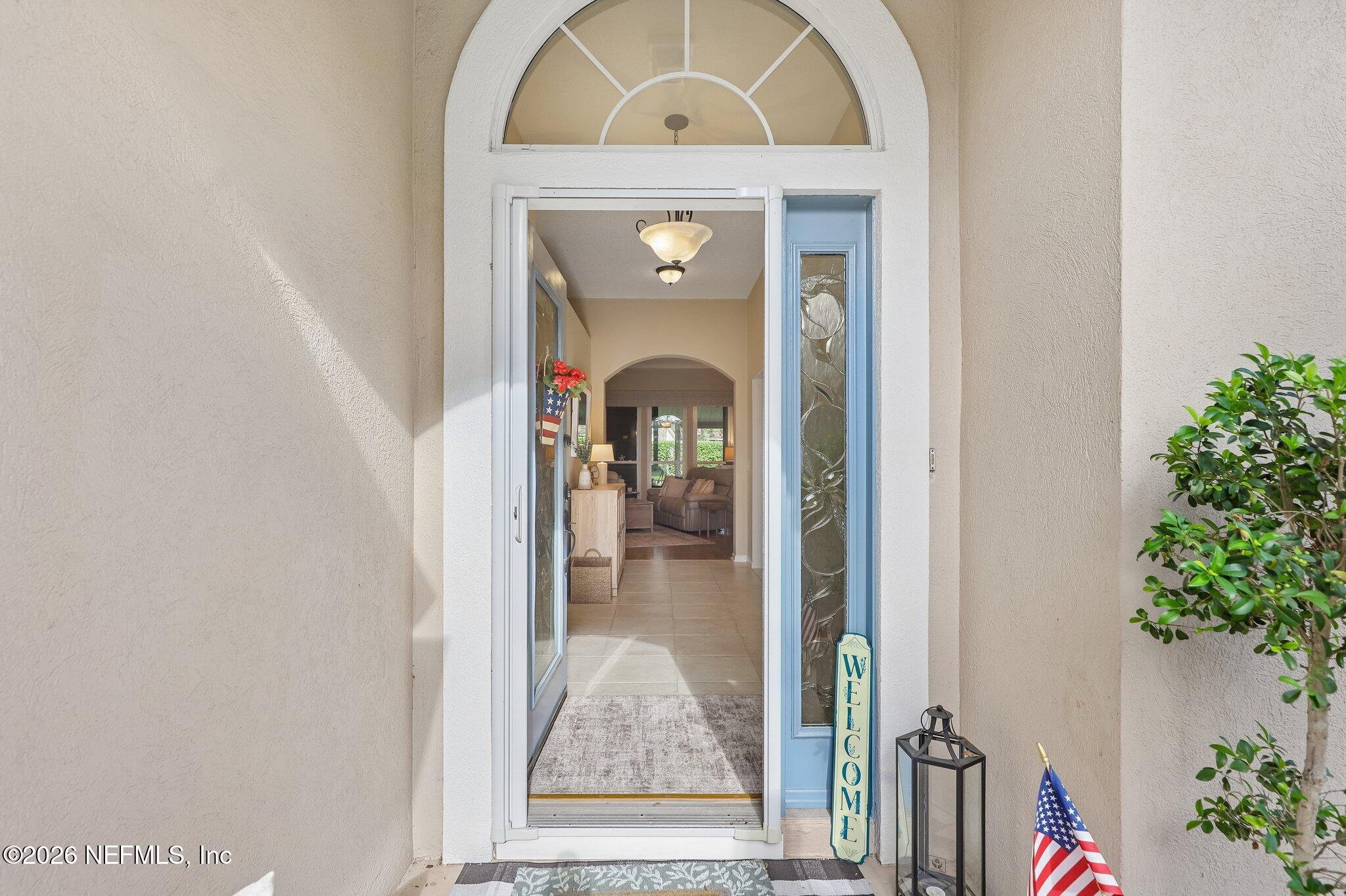 1876 LAKE FOREST Lane