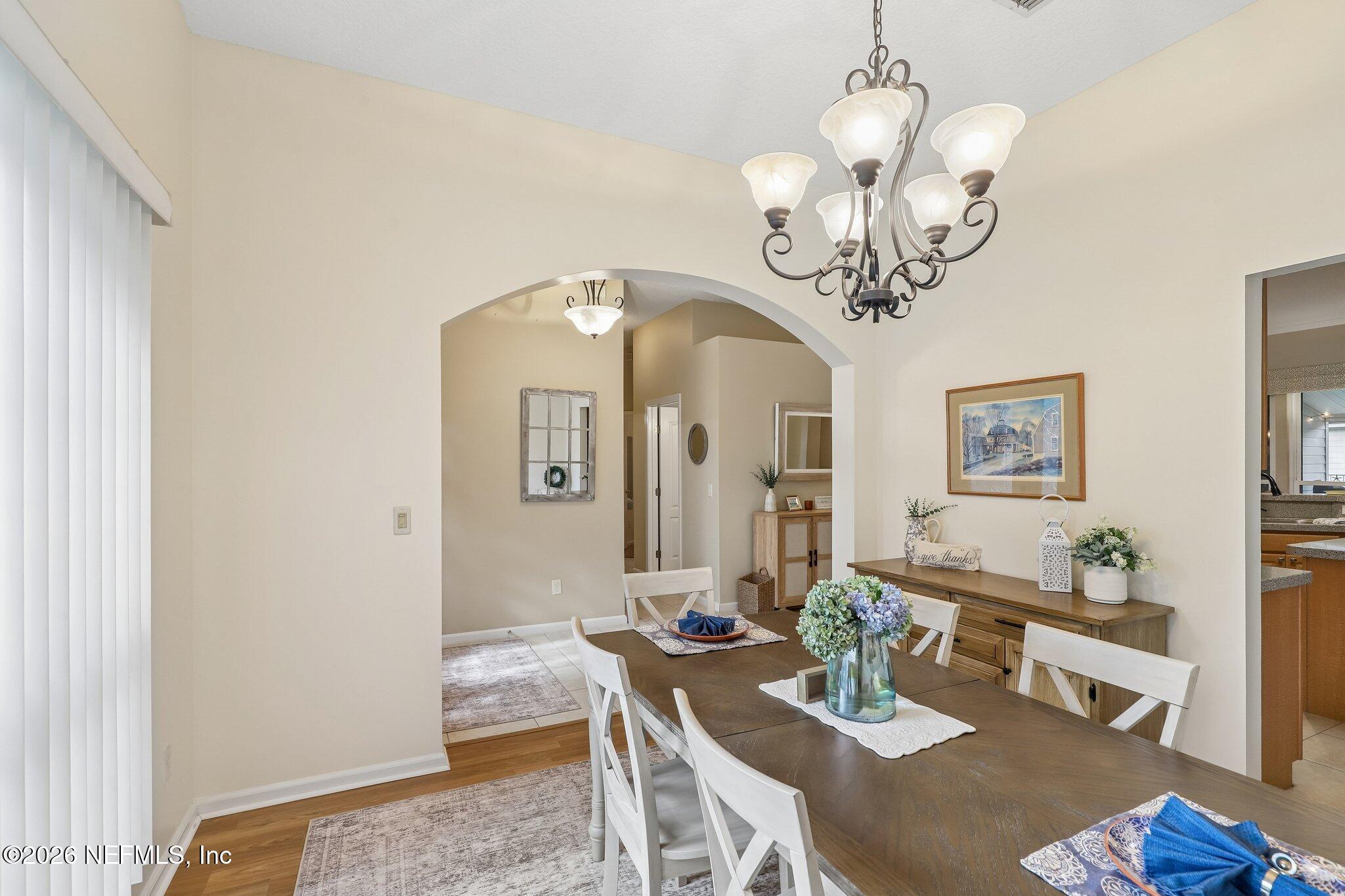 1876 LAKE FOREST Lane