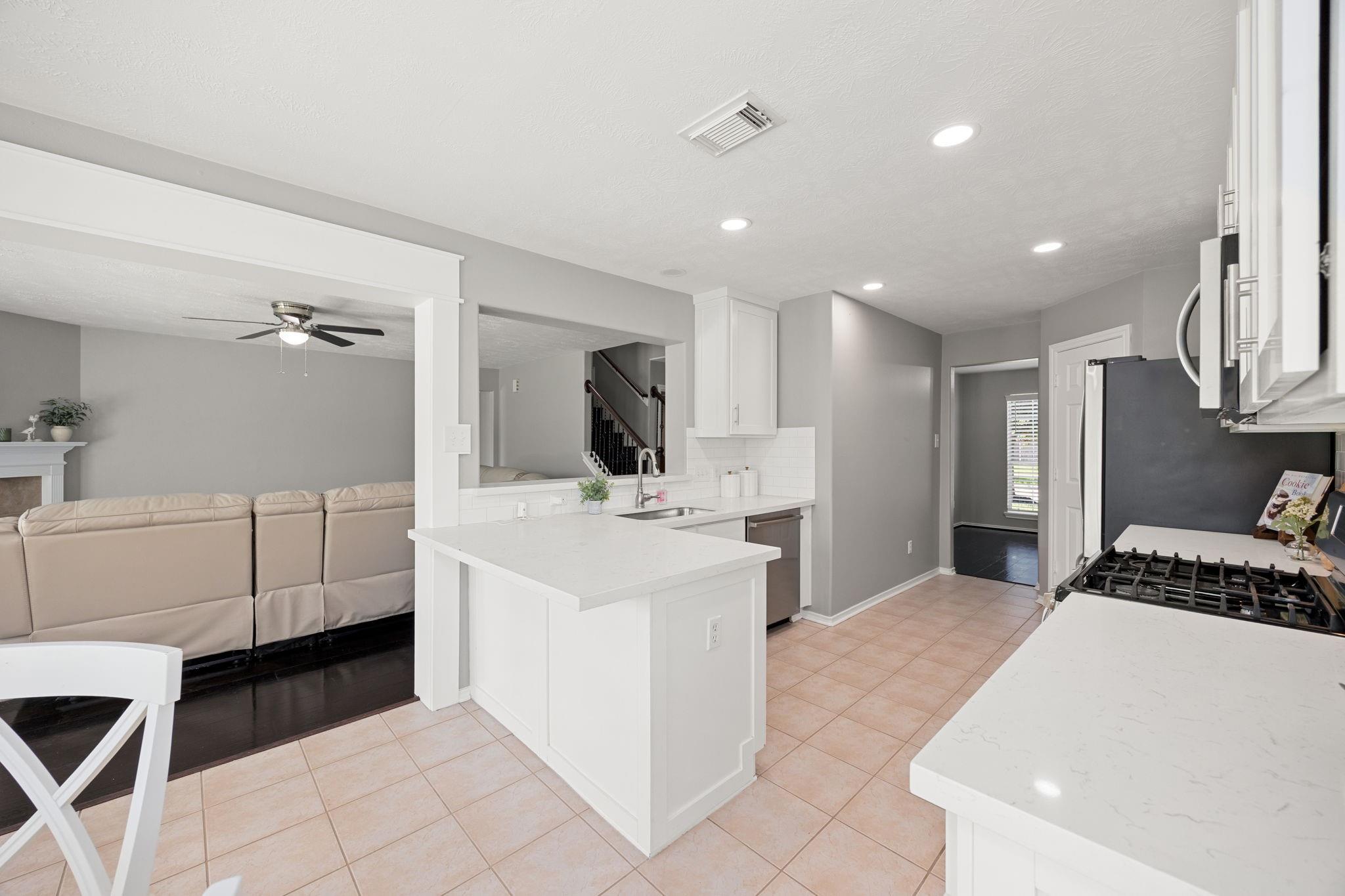 16403 Mauve Orchid Way