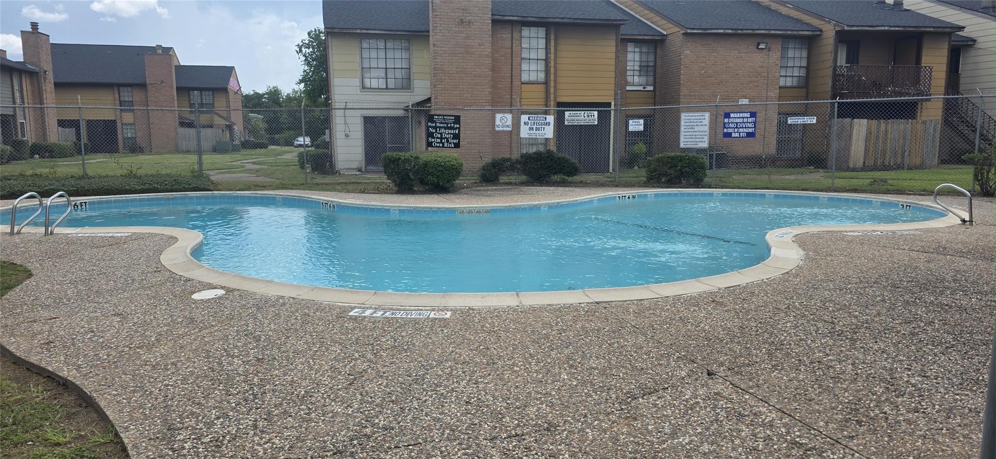9090 S Braeswood Boulevard # 30