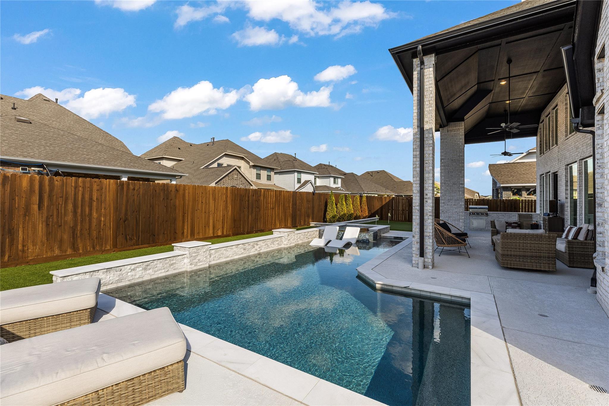 18314 Daybreak Glen Way