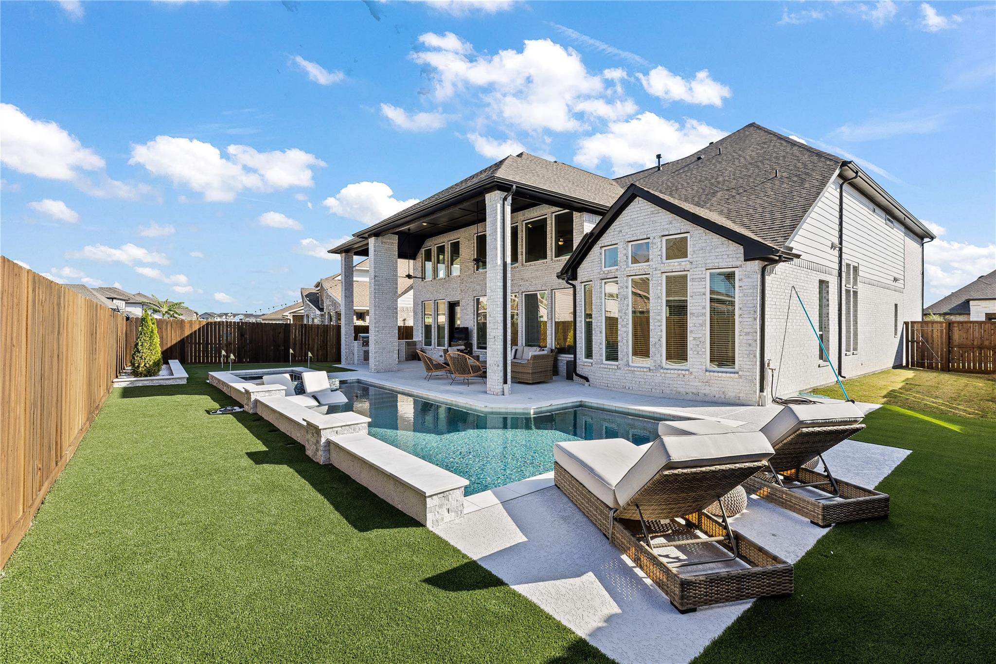 18314 Daybreak Glen Way