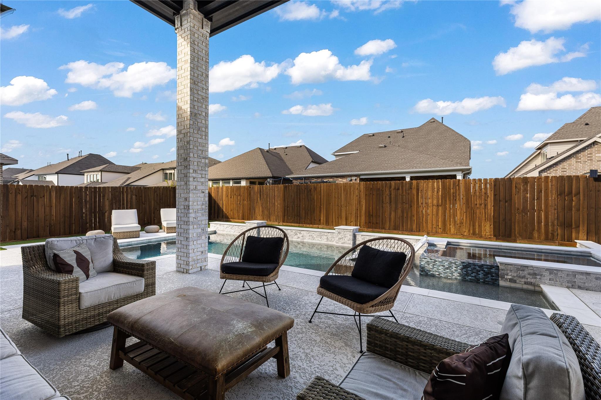 18314 Daybreak Glen Way