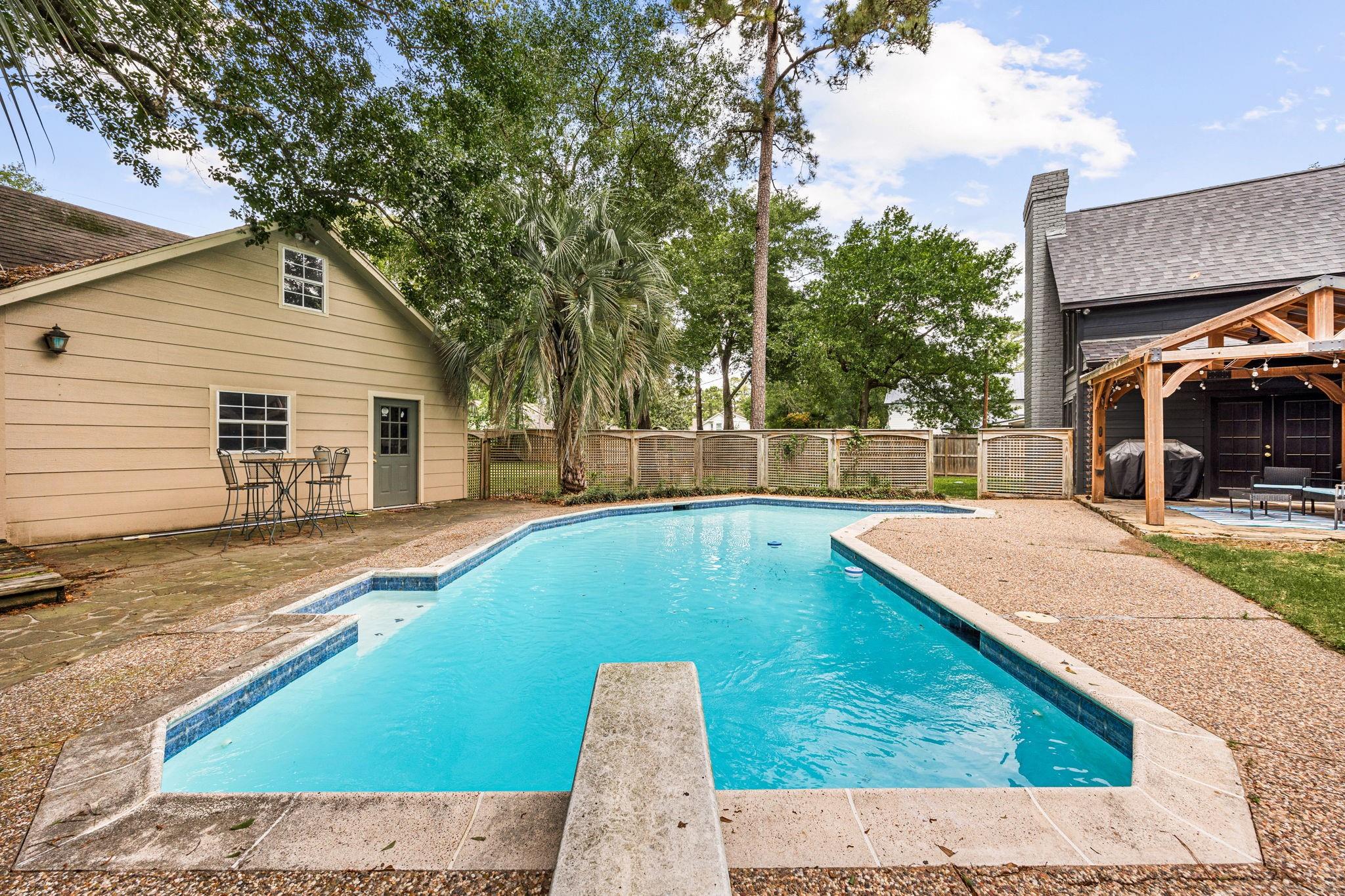 12511 Oak Plaza Drive