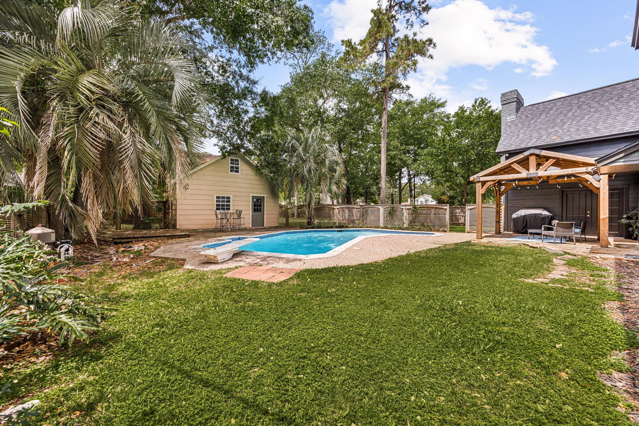 12511 Oak Plaza Drive