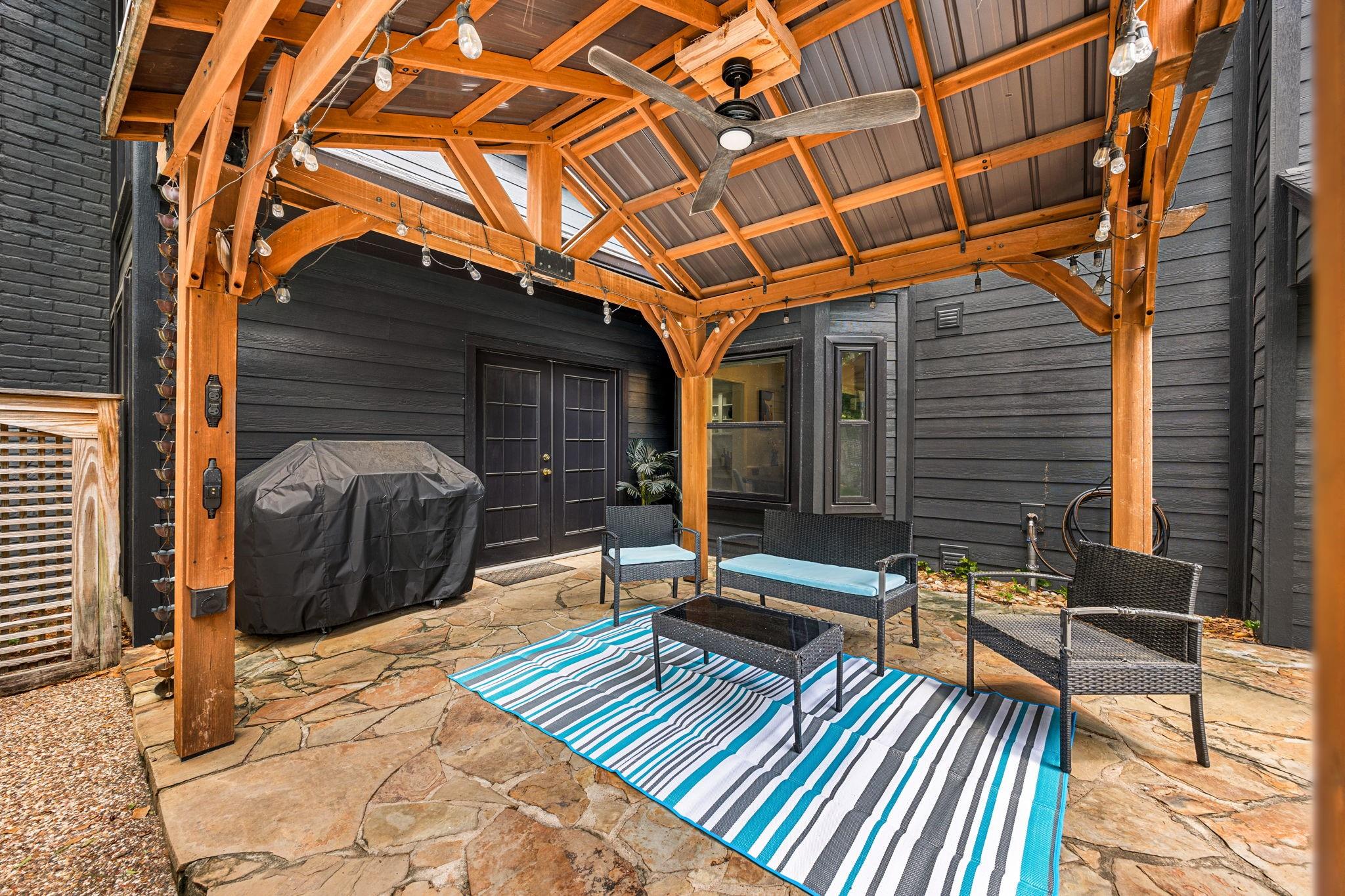 12511 Oak Plaza Drive