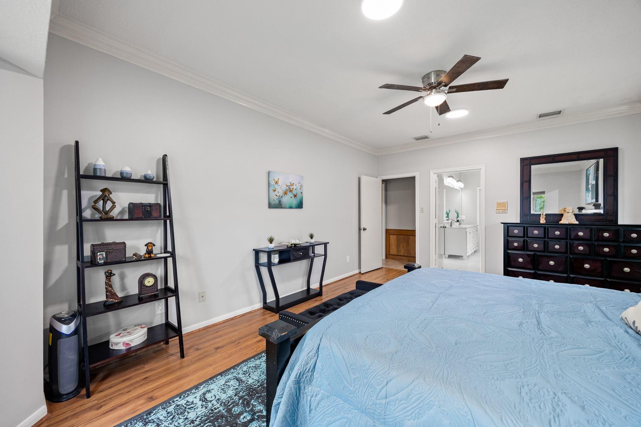 12511 Oak Plaza Drive