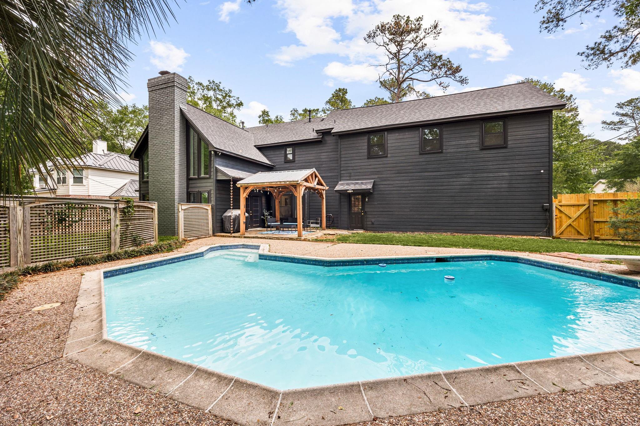 12511 Oak Plaza Drive